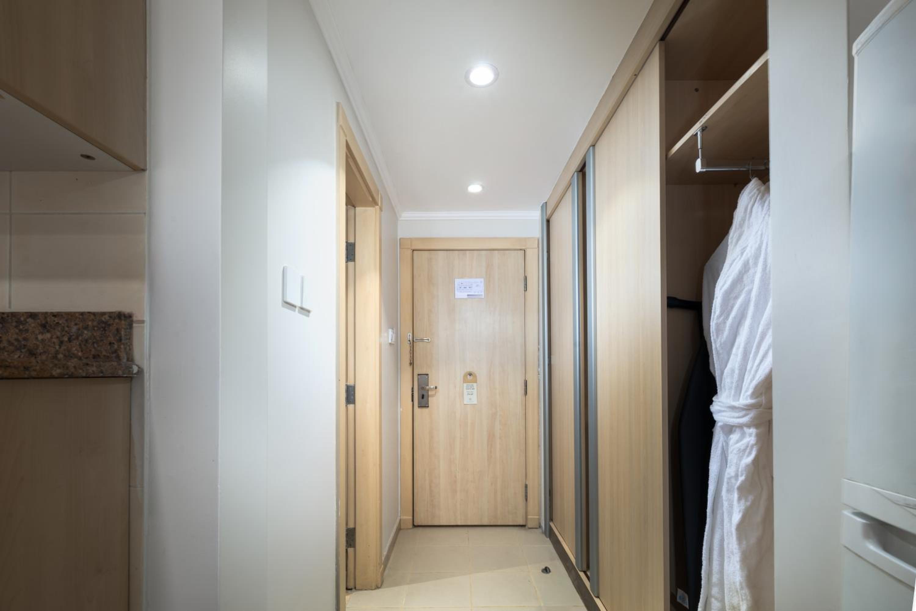 Two-Bedroom Apartment - Photo 7