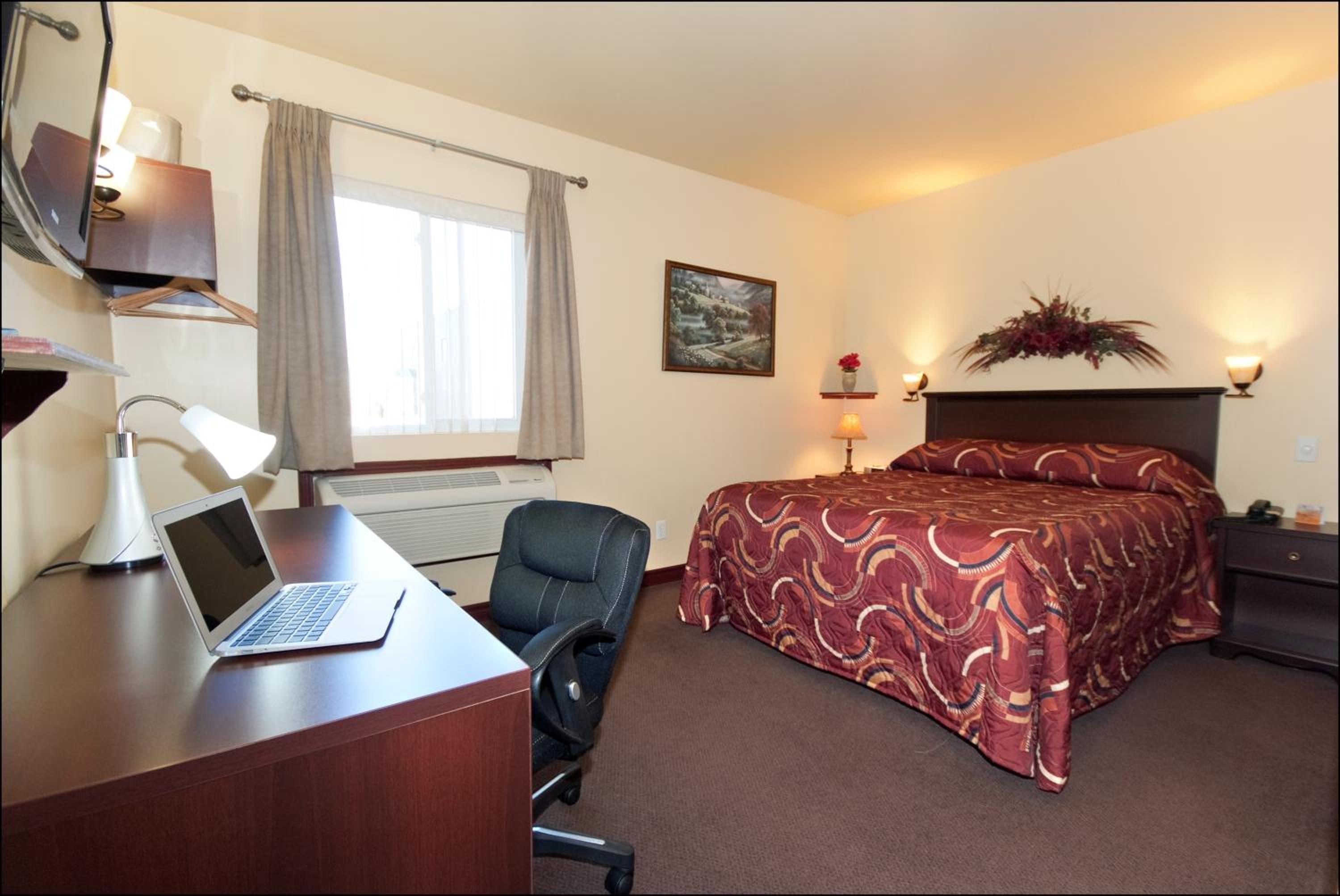 Queen Room