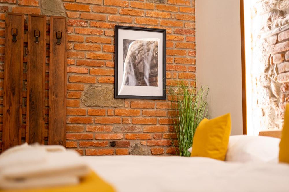 Deluxe Room - Photo 11