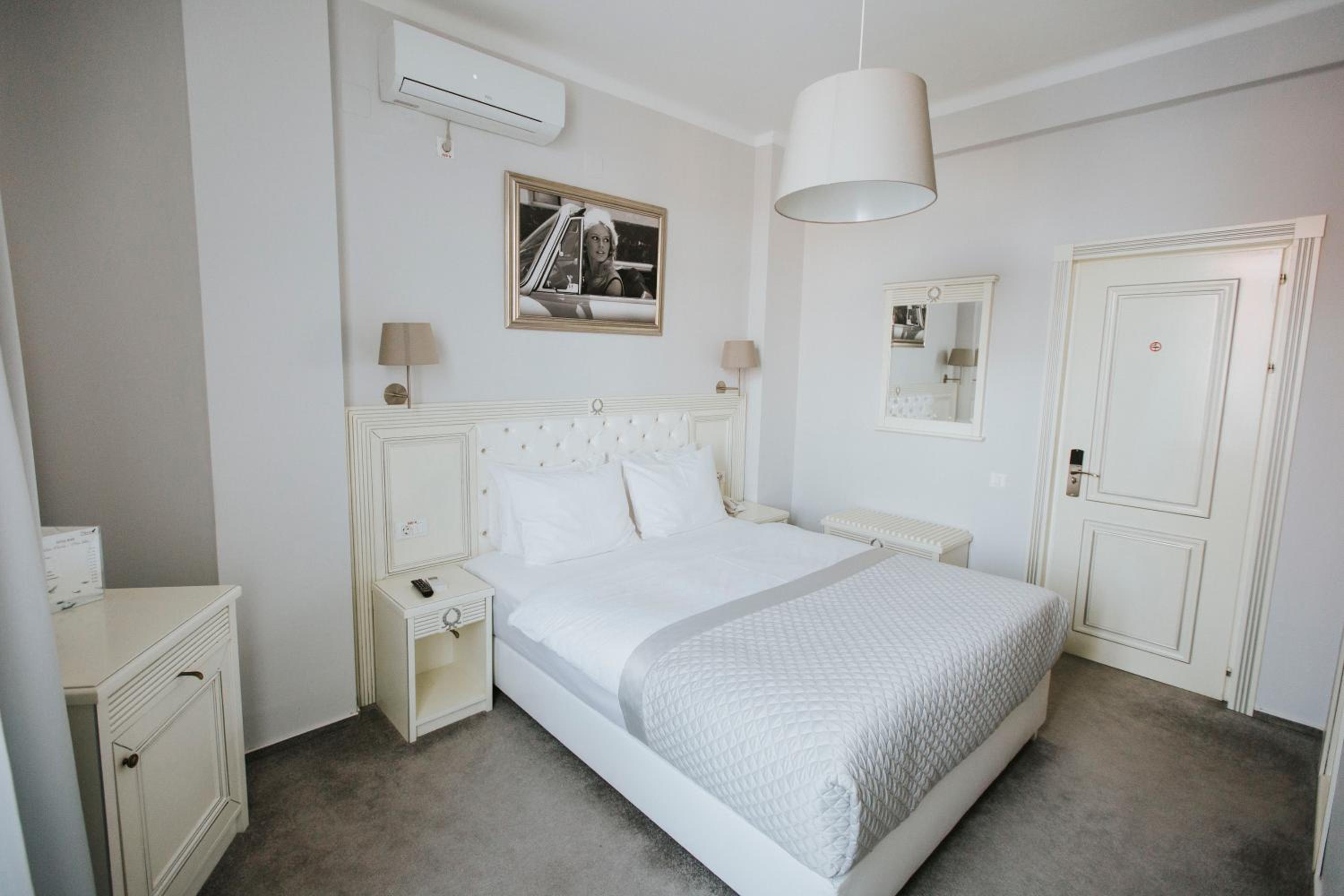 Double  Room