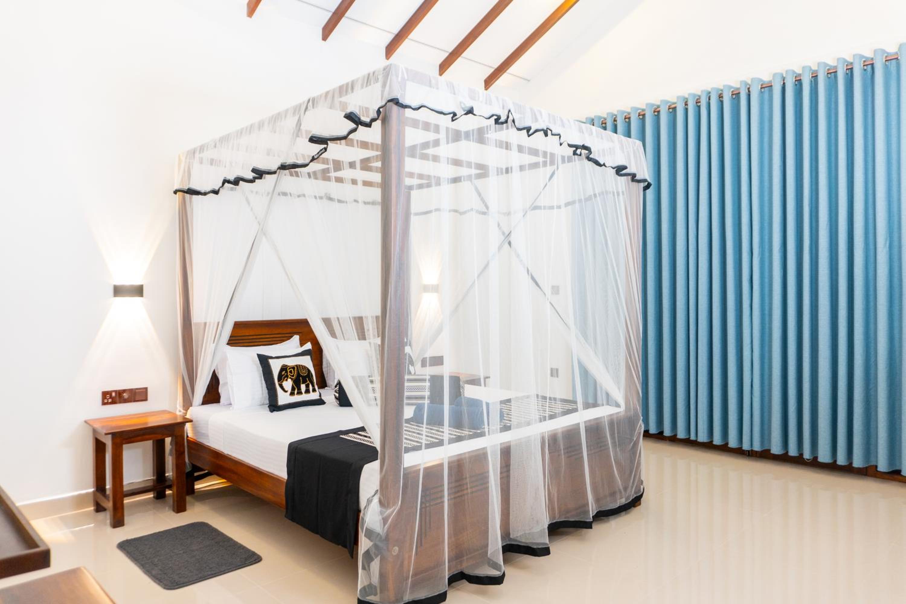 Deluxe Double Room with Garden View