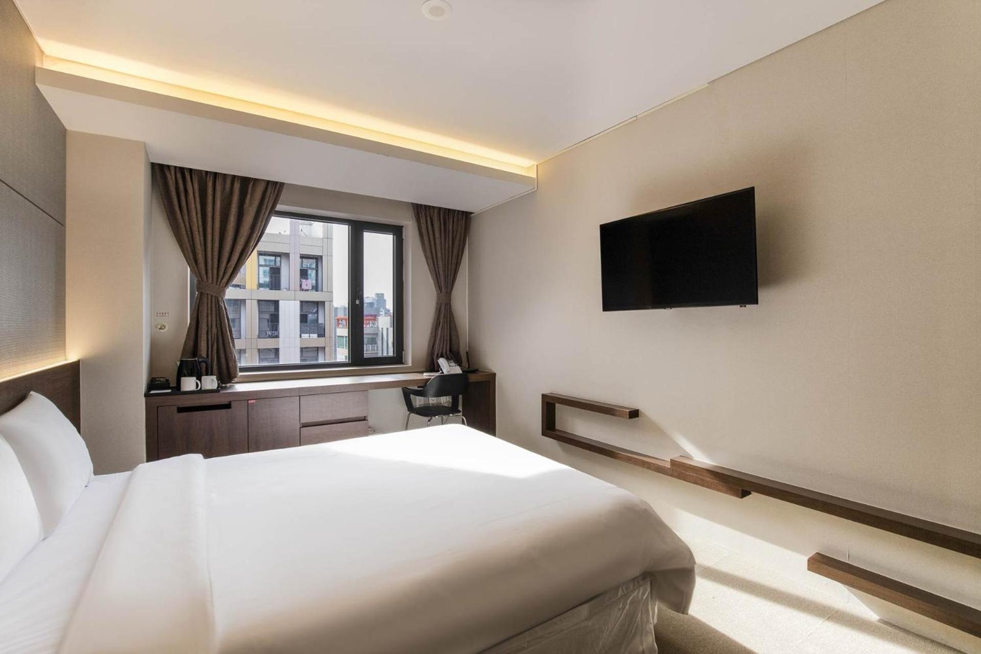 Deluxe Double Room photo 3