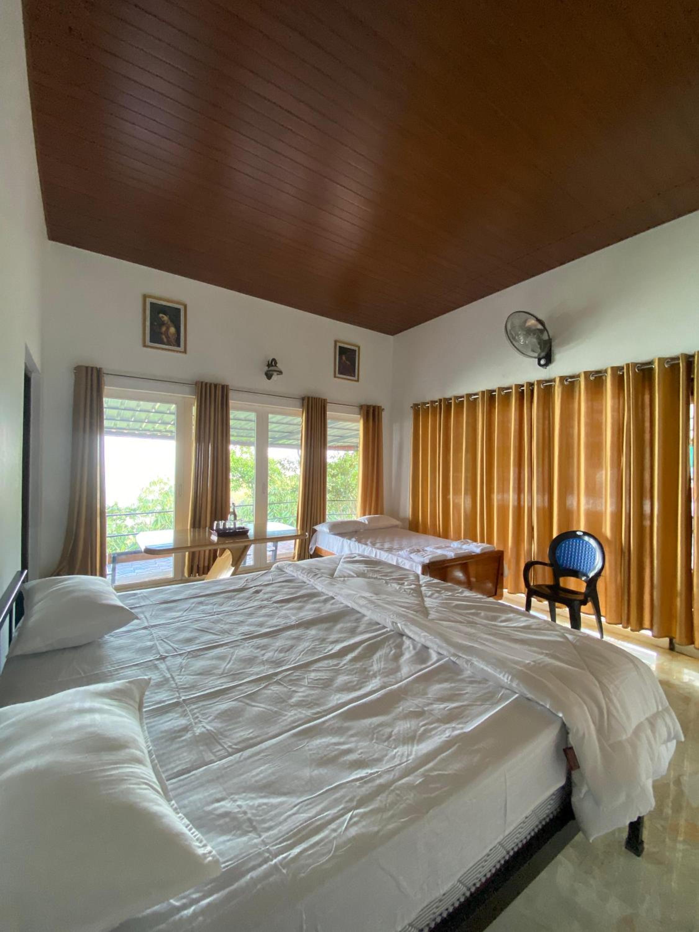 Single Room with Mountain View photo 1