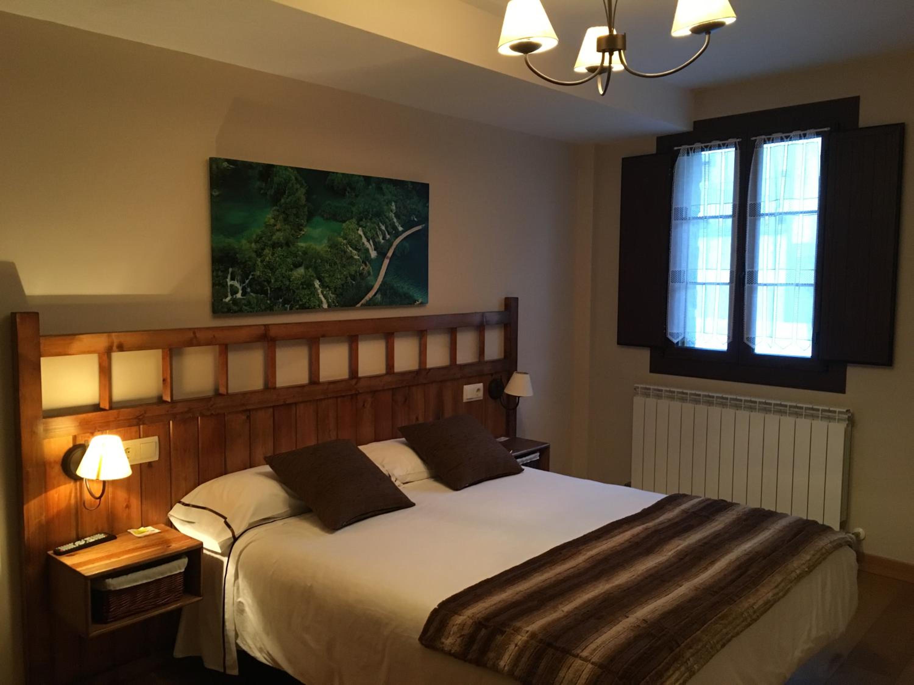 Double Room - Photo 2