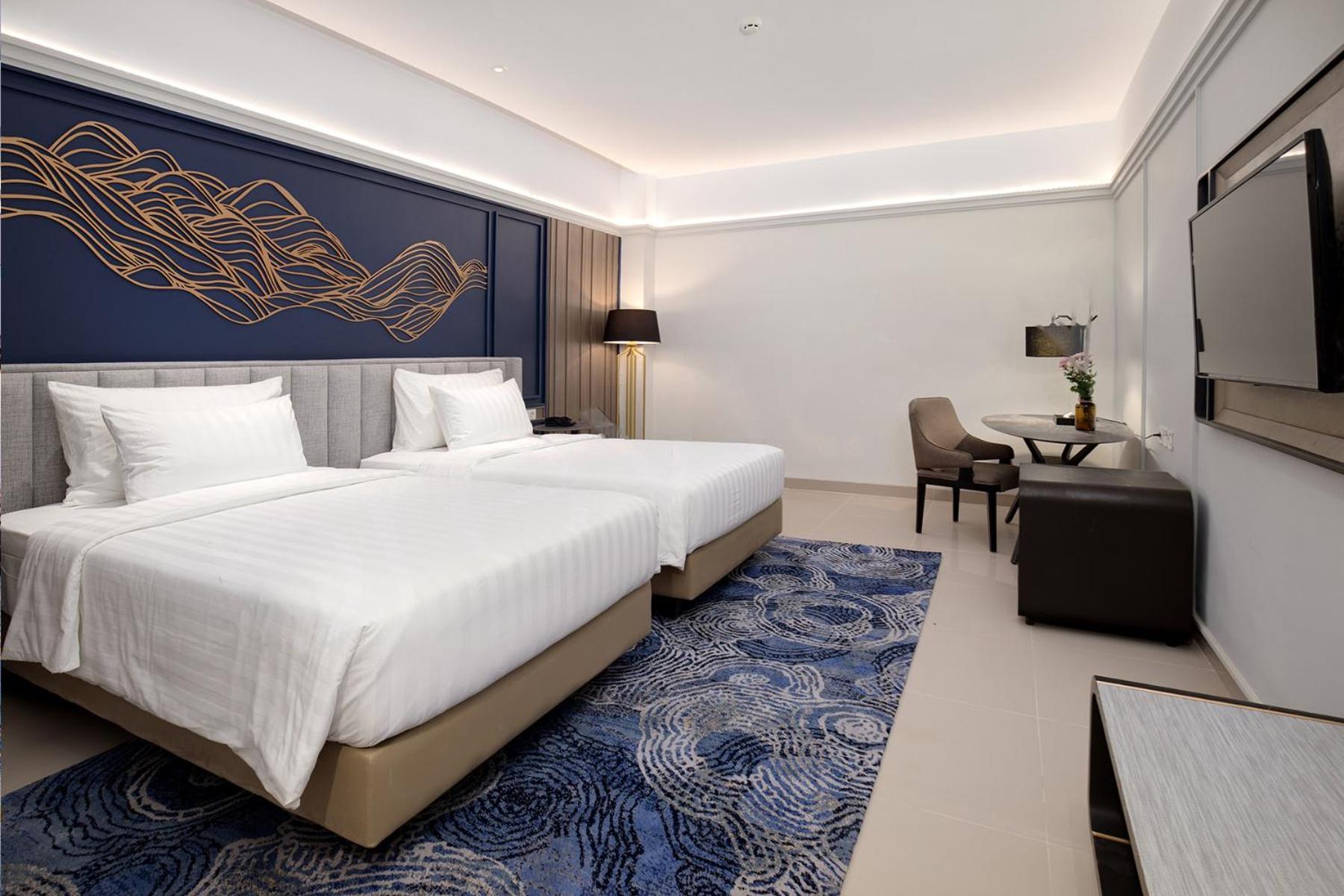 Superior Twin Room