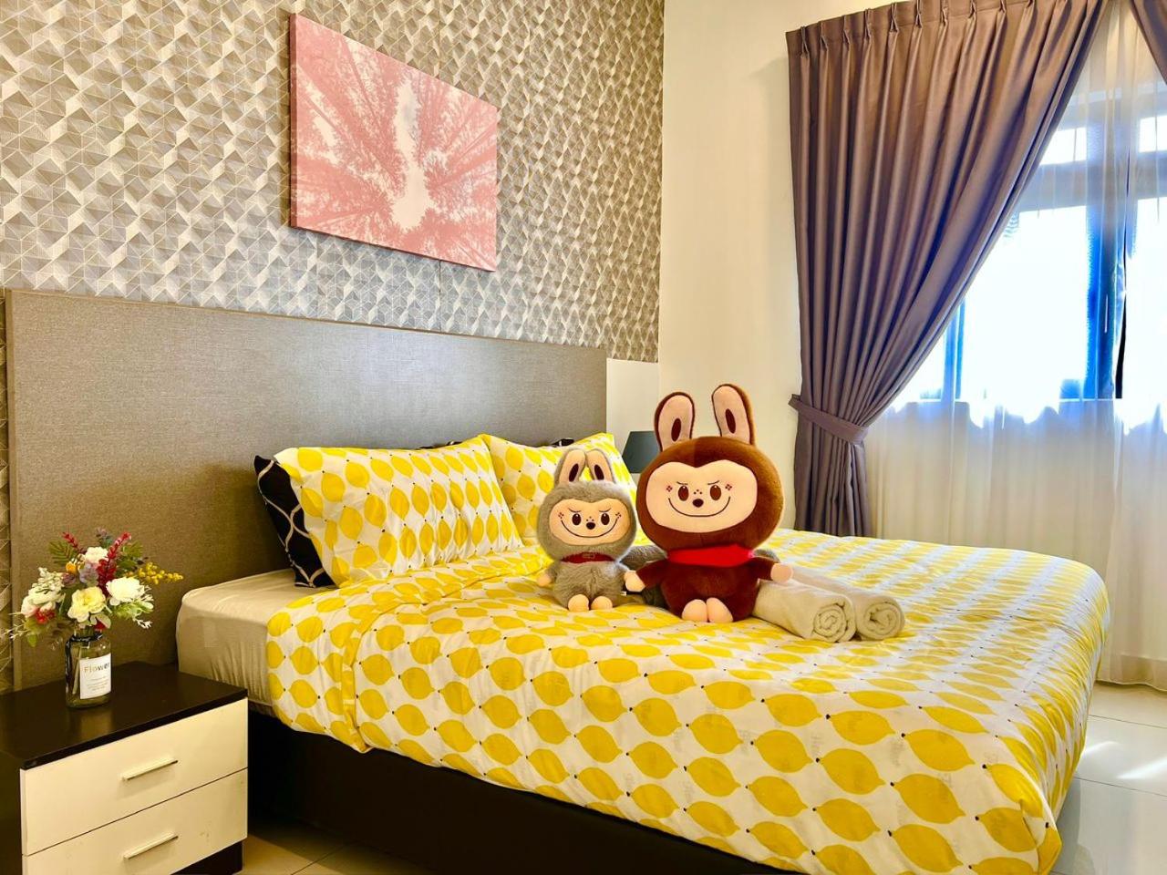 Deluxe Family Suite photo 1