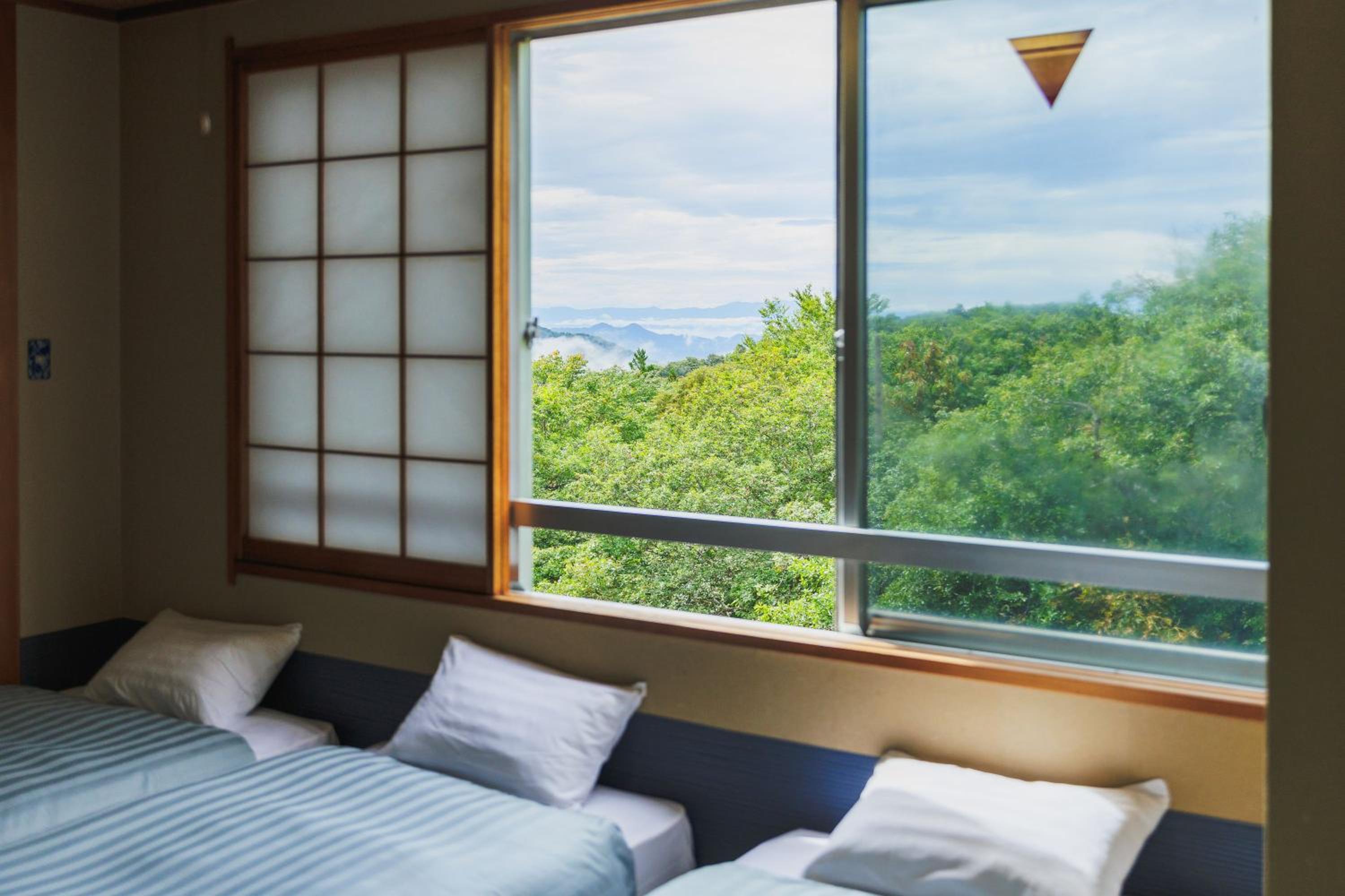 Corner Japanese-Style Triple Beds Room - Non-Smoking - Photo 4