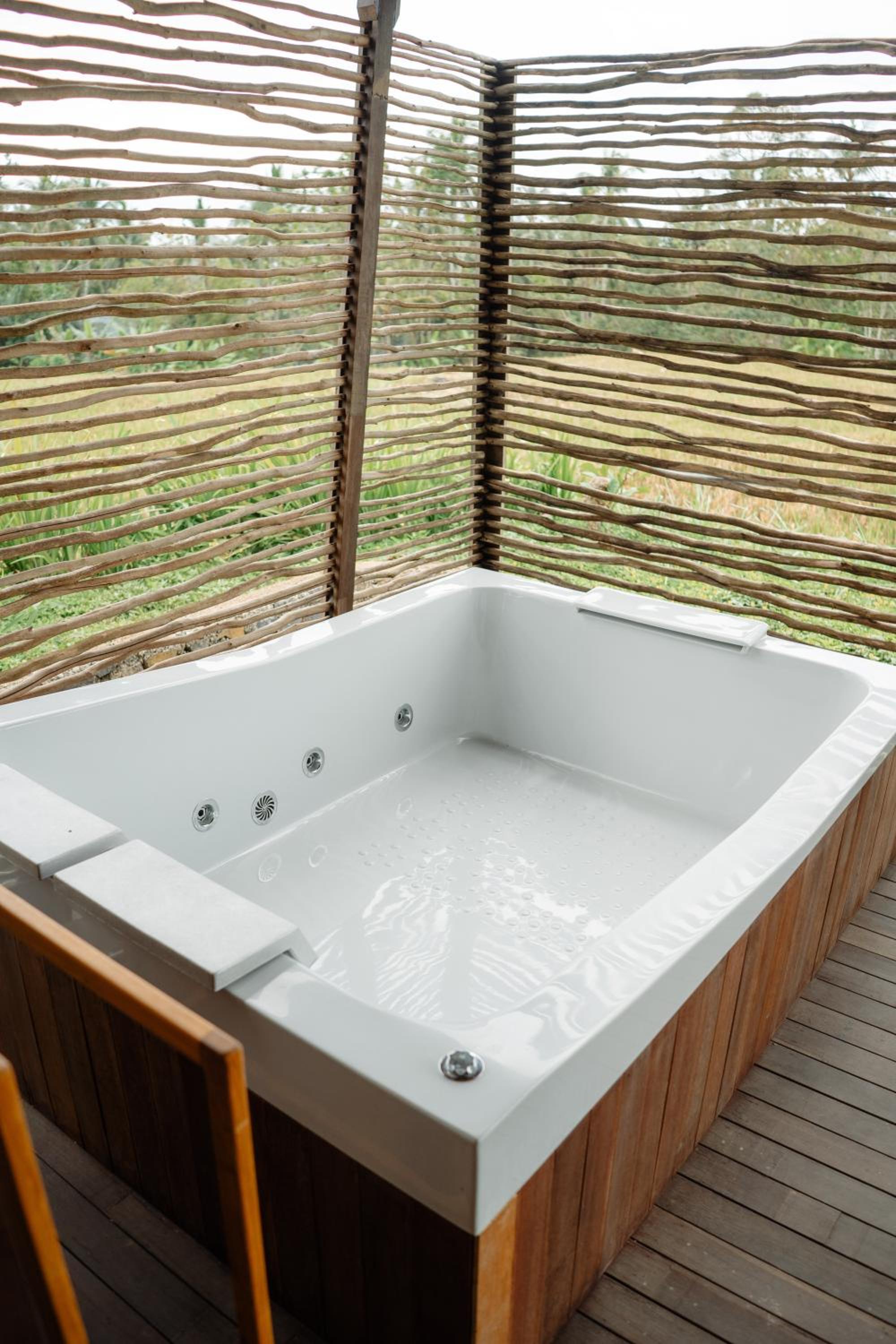 Three-Bedroom Villa - Photo 2