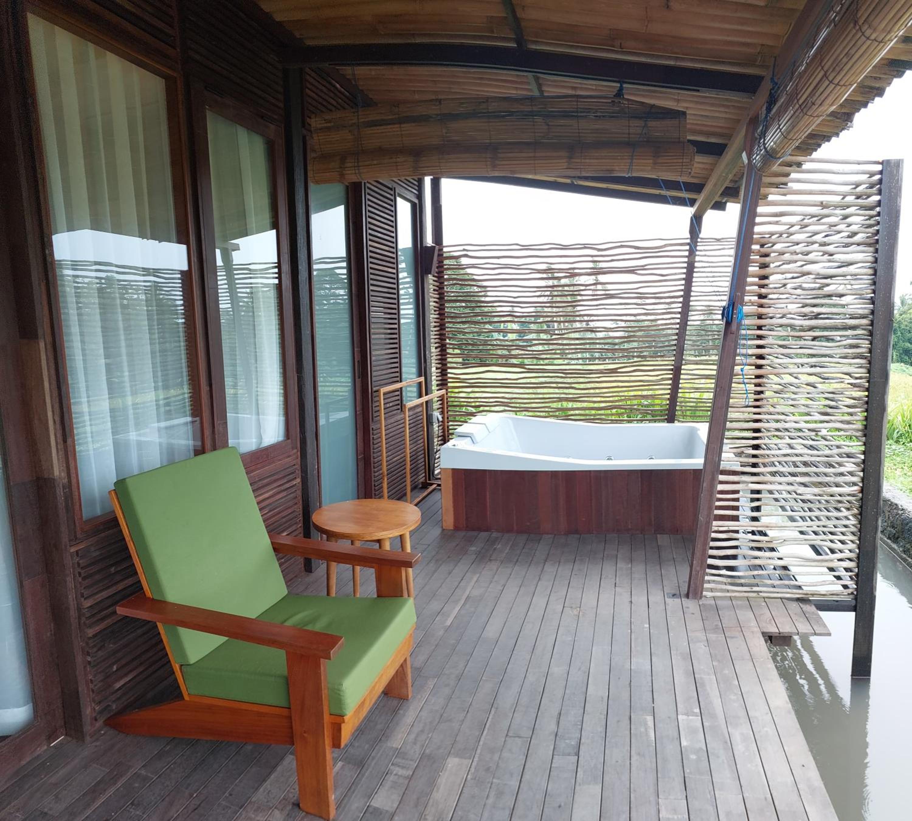Three-Bedroom Villa - Photo 3