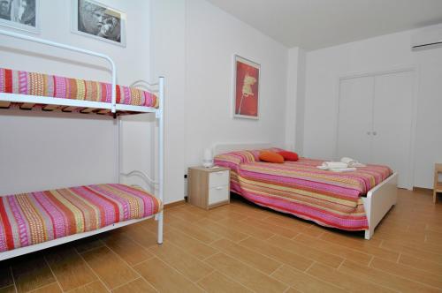 Quadruple Room with Private Bathroom