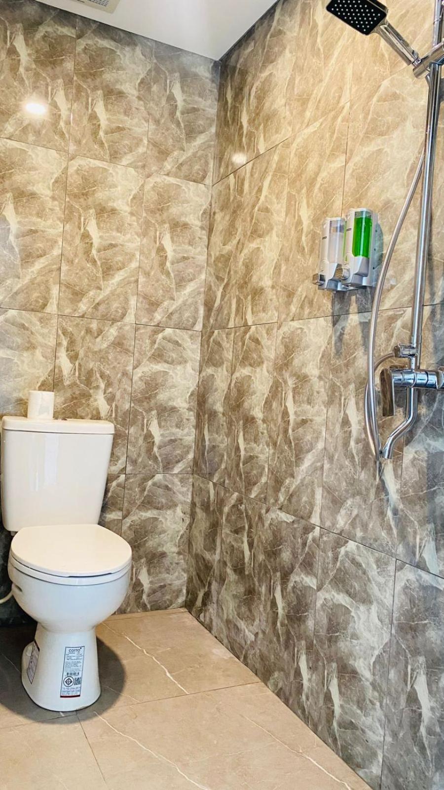 Double Room with Shared Bathroom photo 3