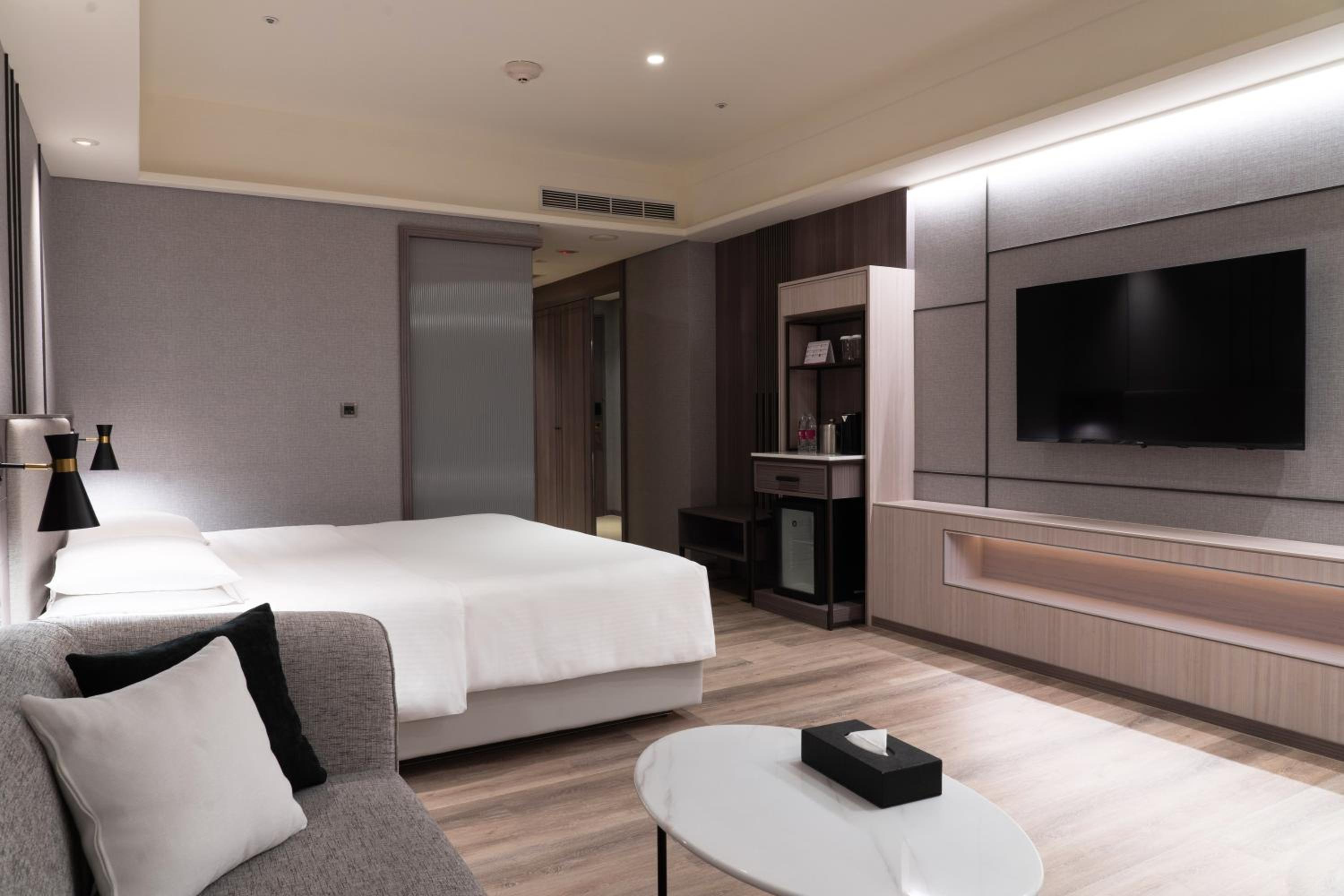 Royal Room - Photo 4