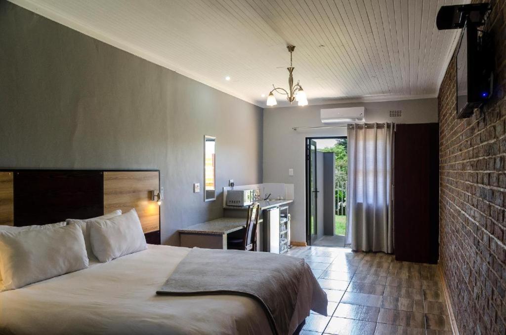 Deluxe Twin Room - Photo 3
