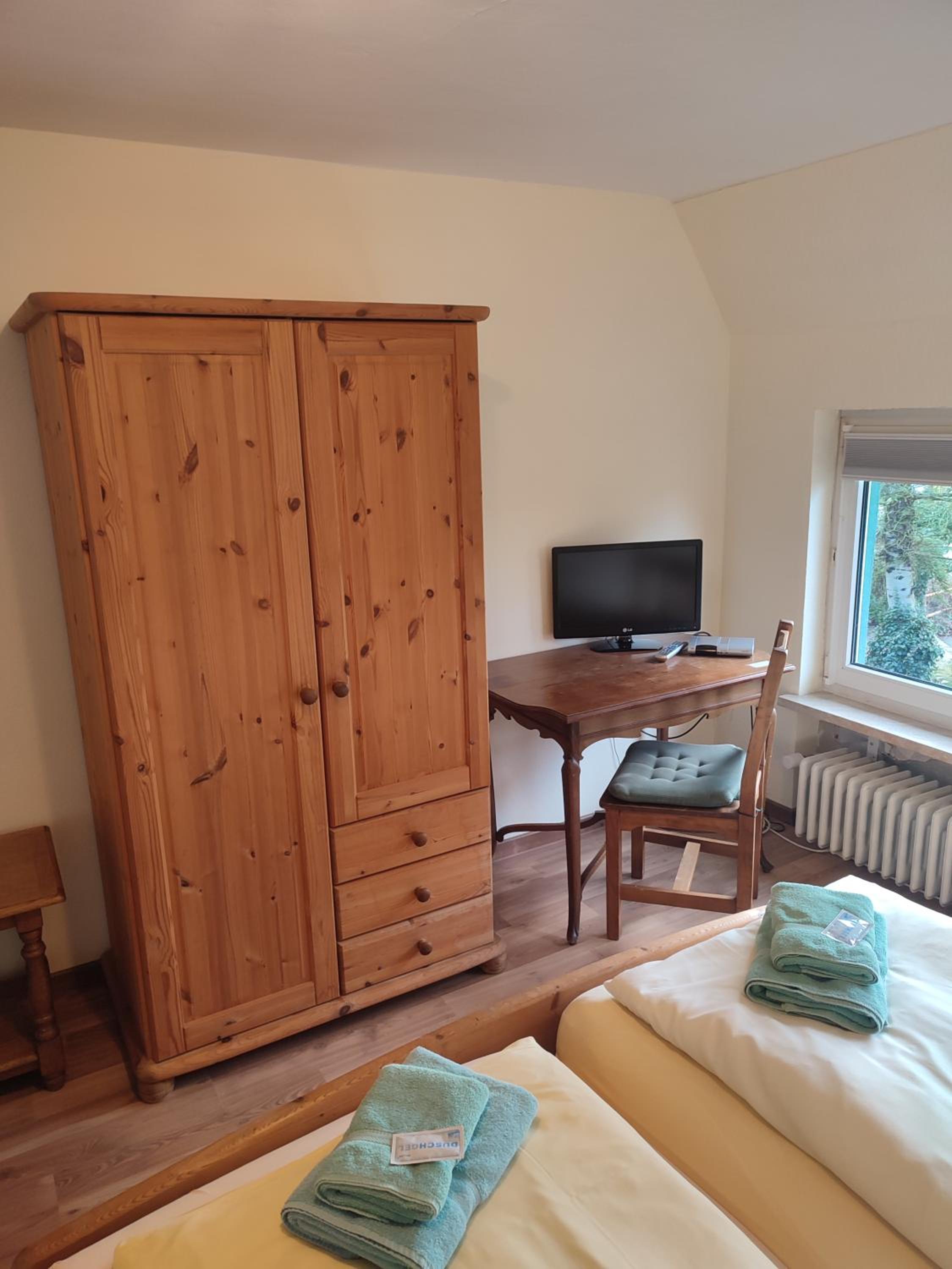Double Room with Shared Toilet photo 2