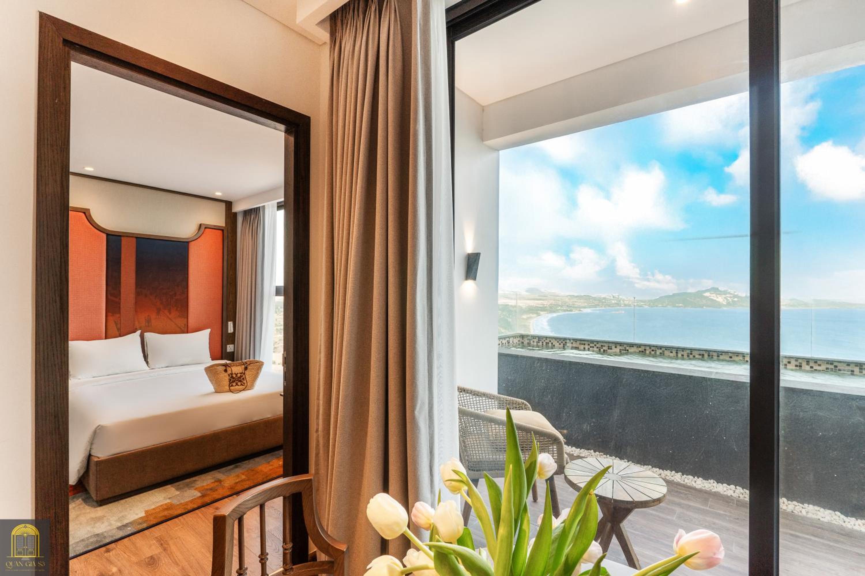 Two-Bedroom Apartment with Private Pool photo 2