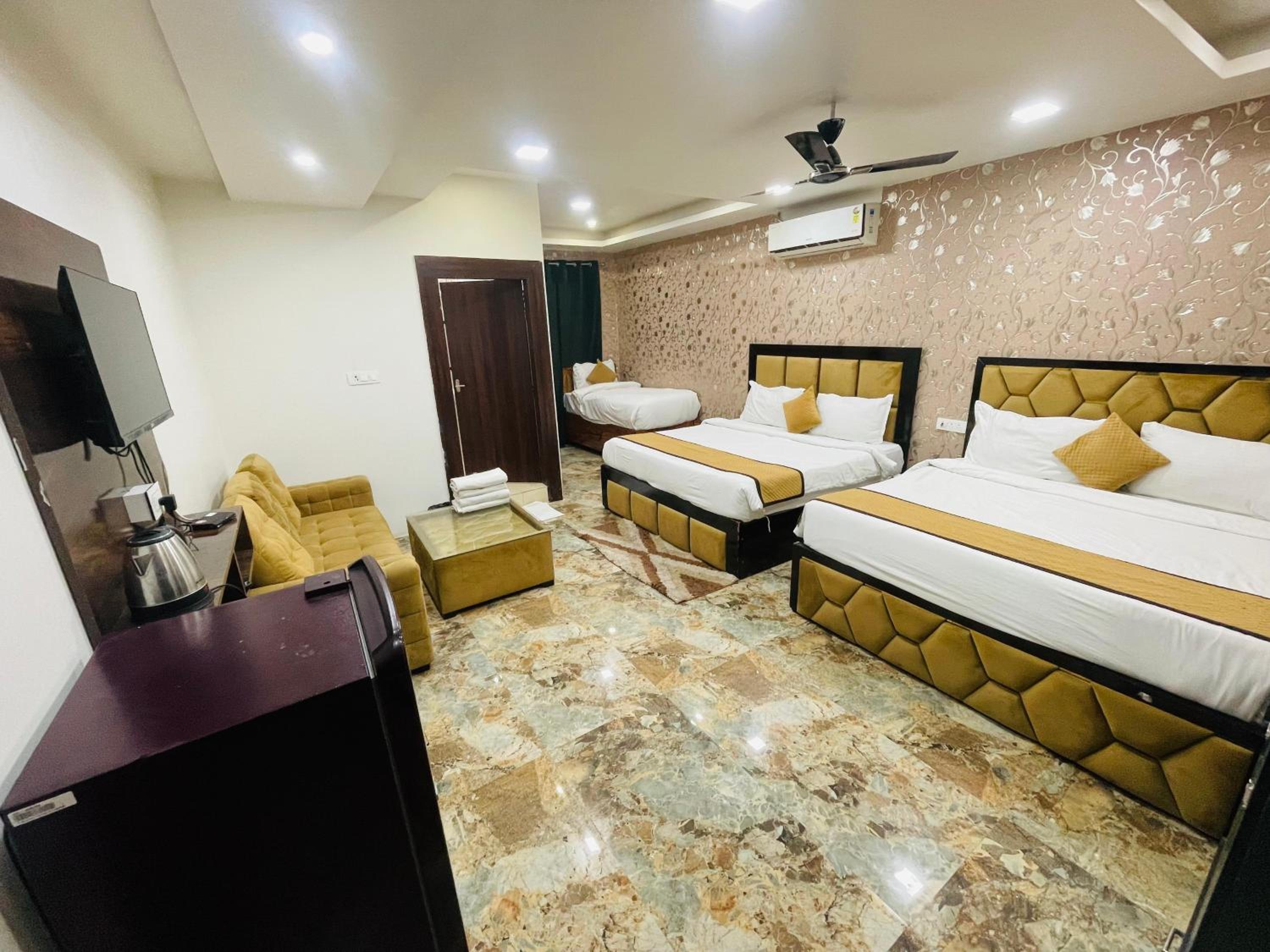 Family Suite photo 2