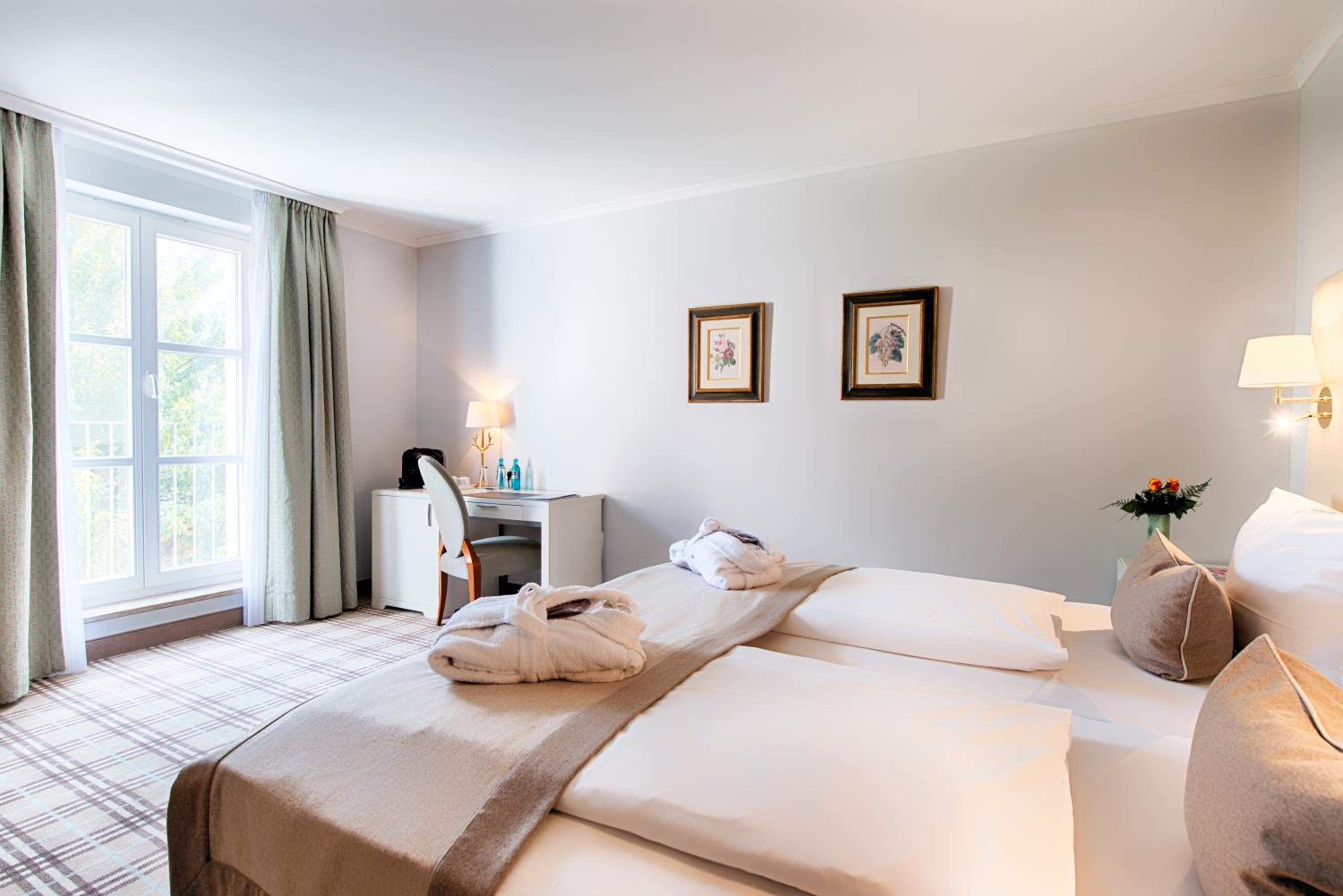 Deluxe Double Room - Photo 2