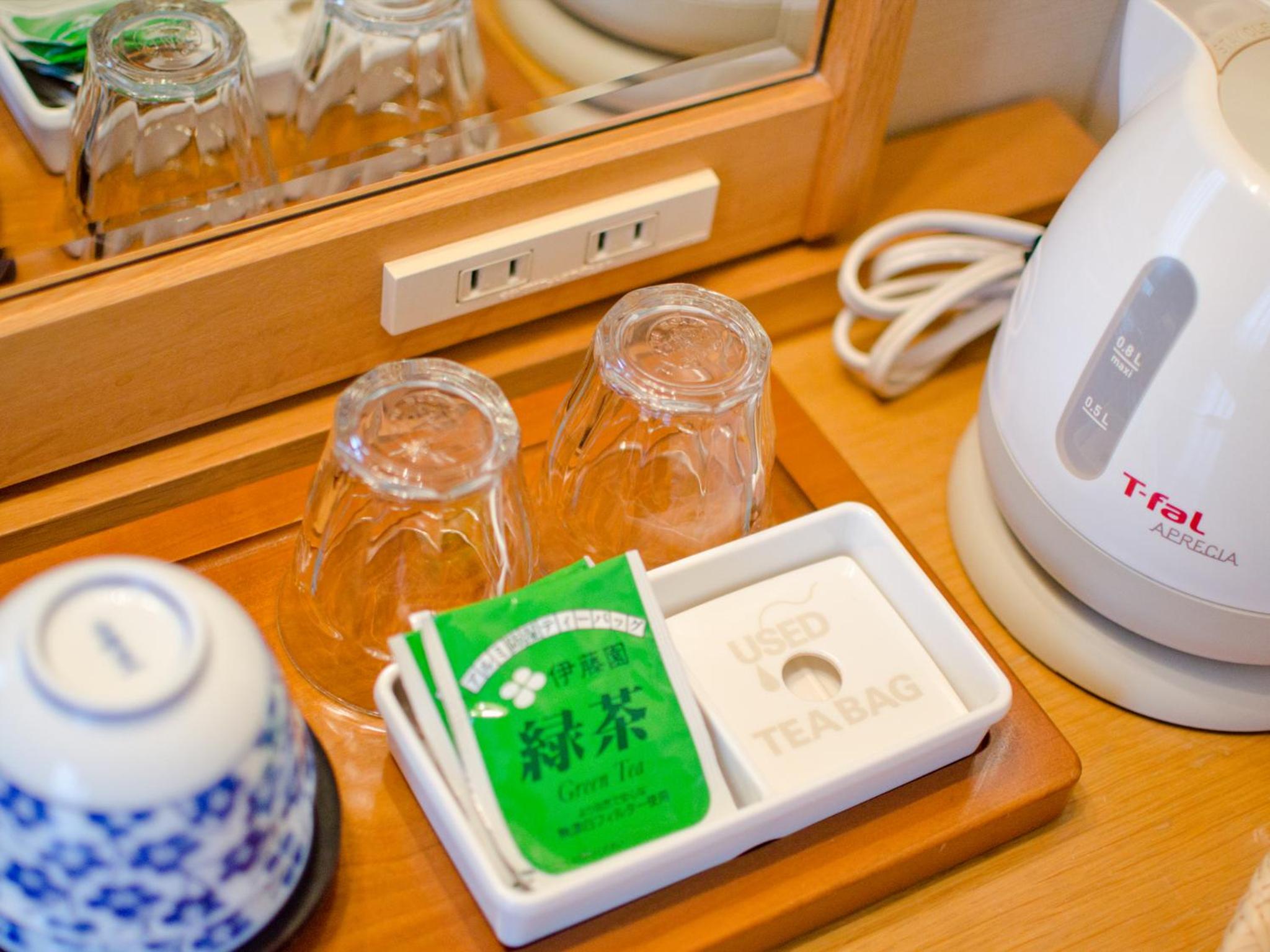 Twin Room - Smoking photo 3