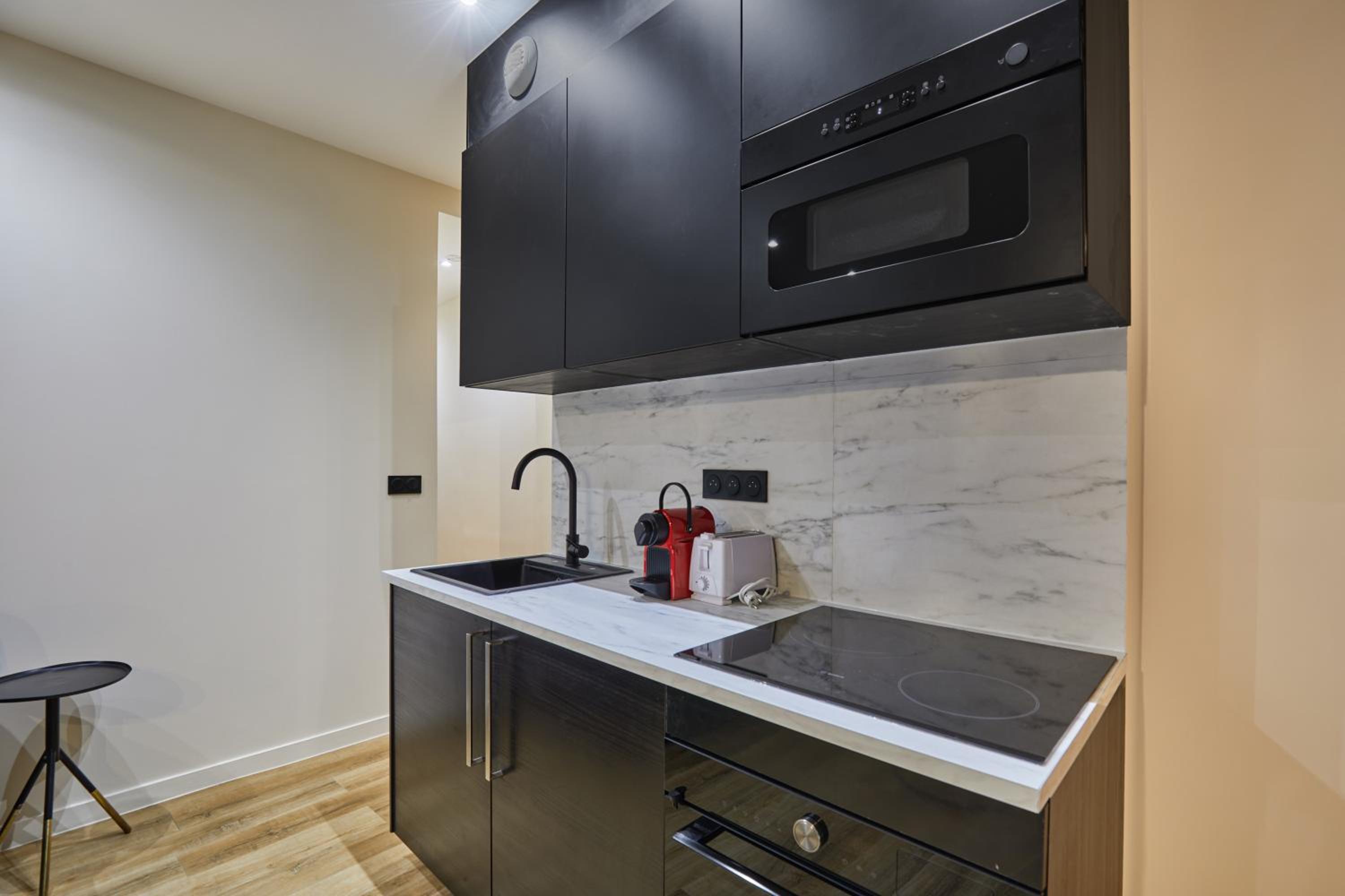 Apartment photo 1