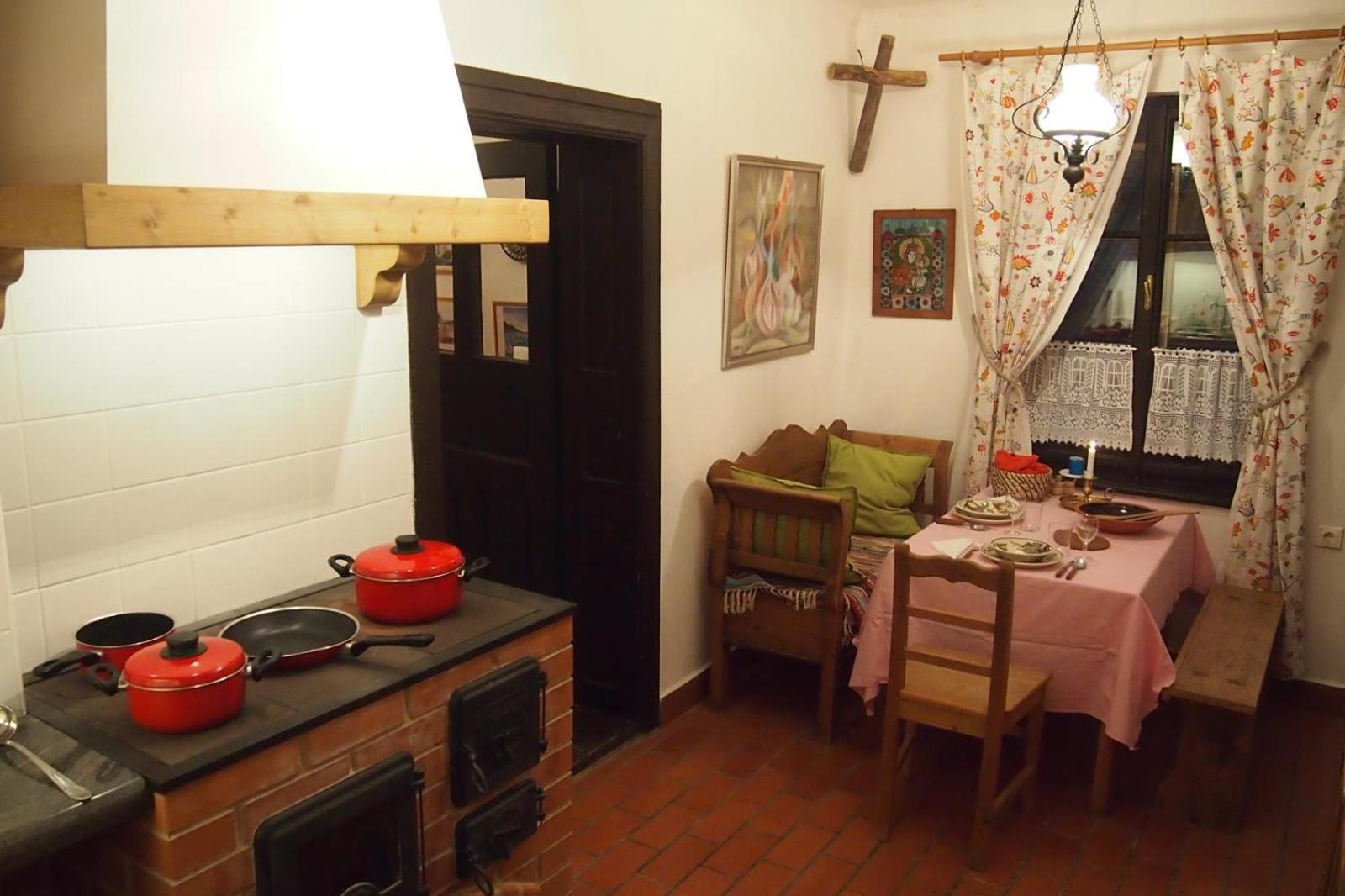 Two-Bedroom Apartment - Photo 12