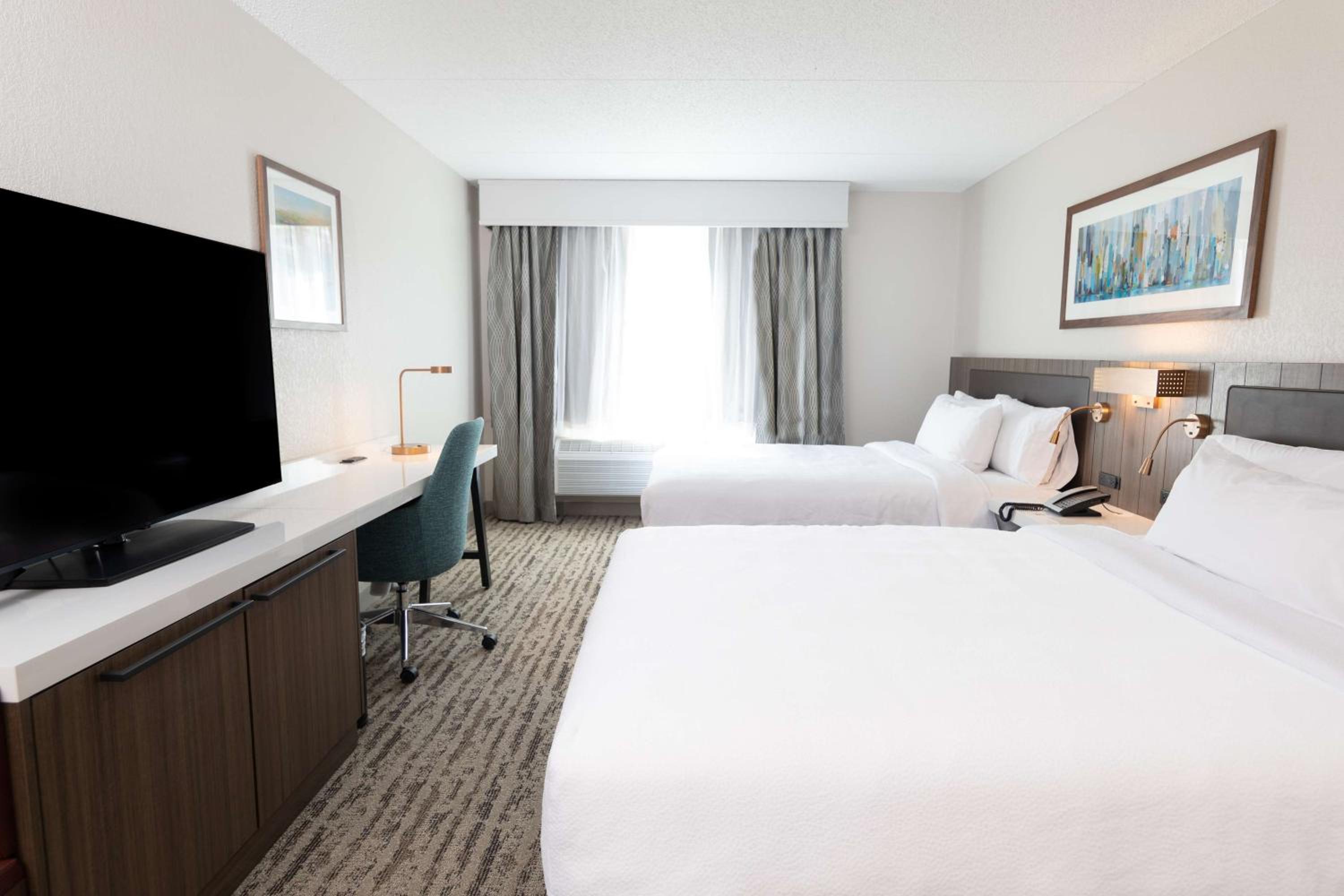 Queen Room with Two Queen Beds - Mobility and Hearing Access - Photo 3