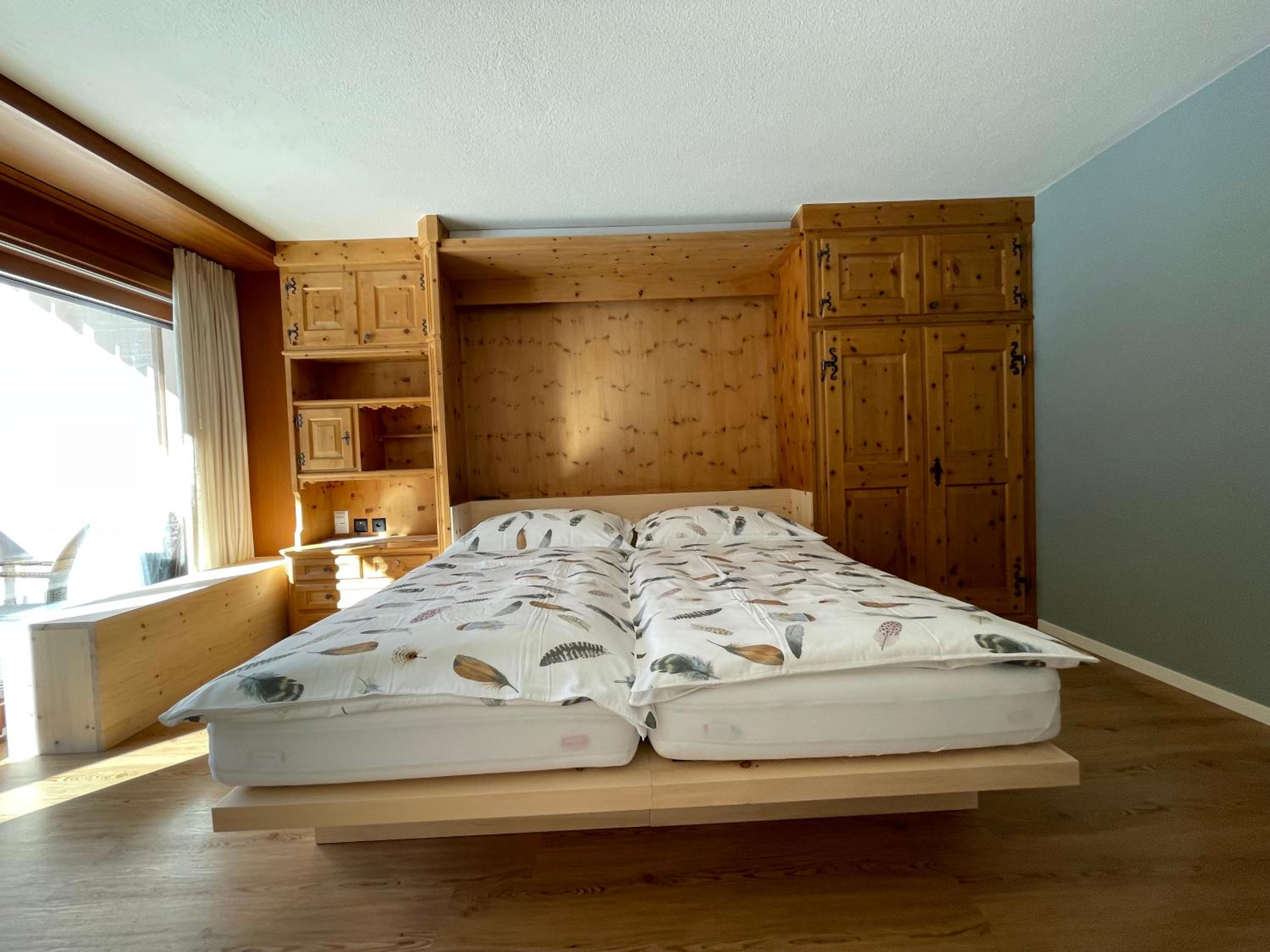 One-Bedroom Apartment with Balcony photo 3