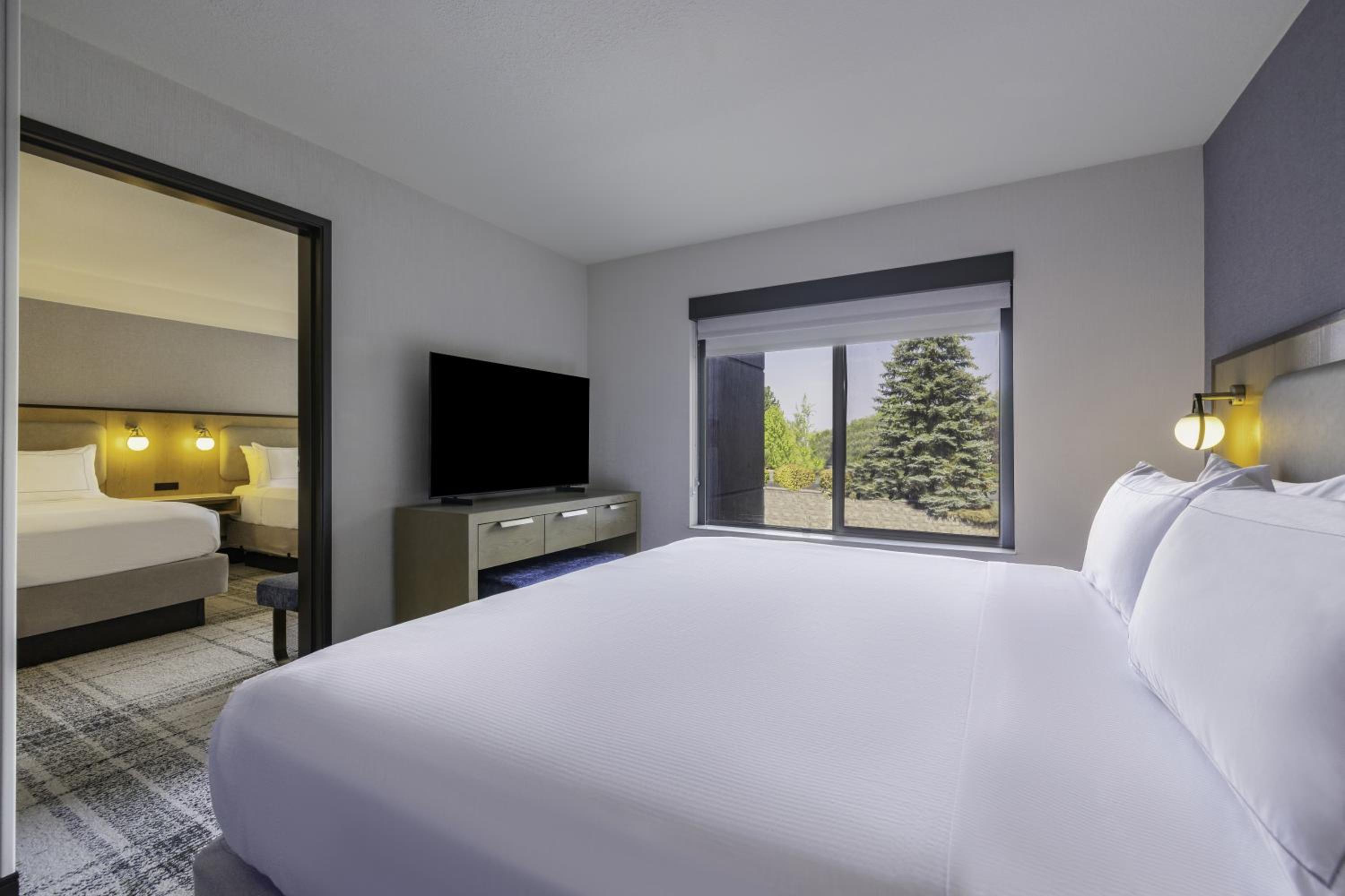 Family Suite - Photo 7