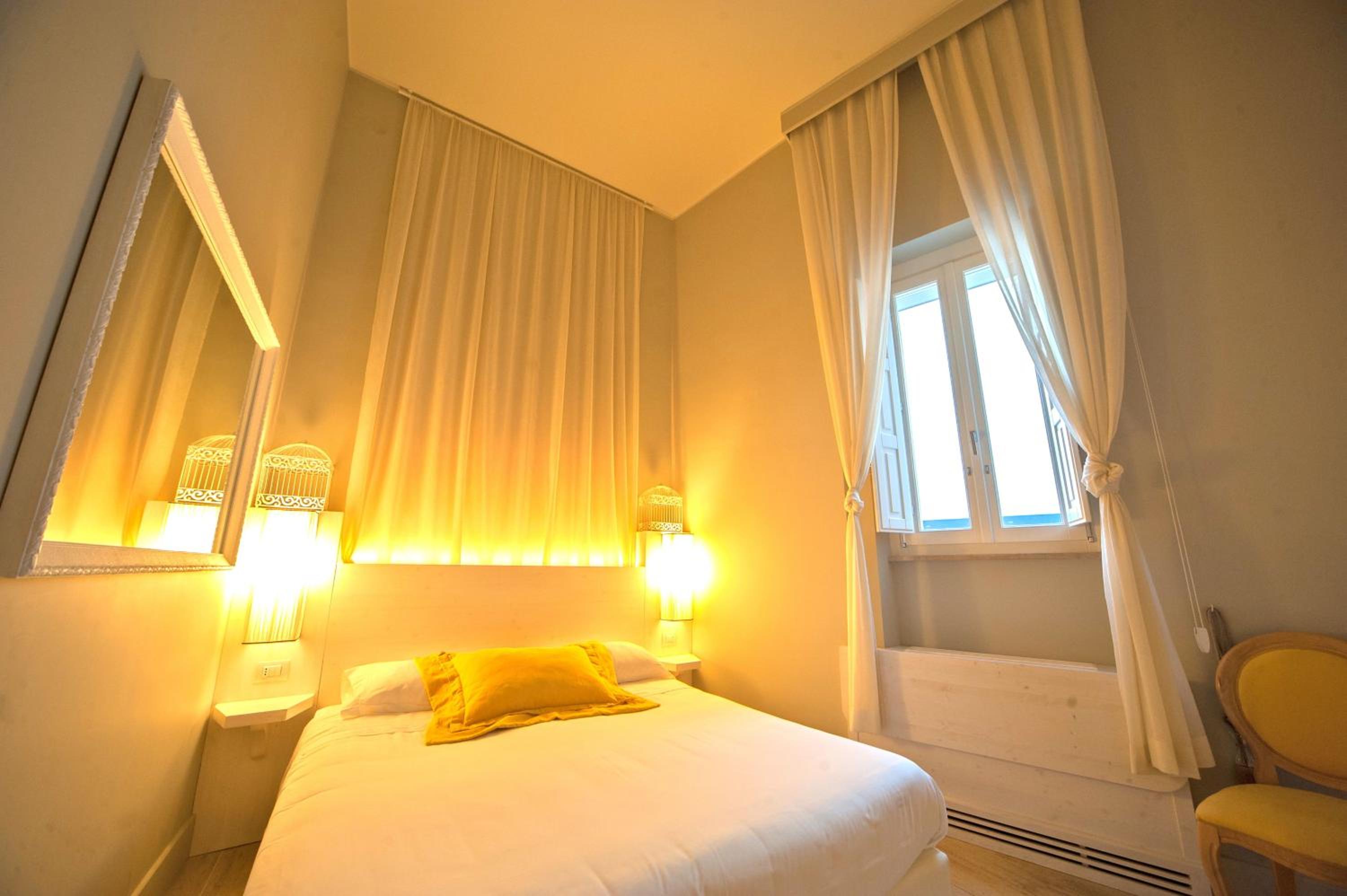 Double Room - Photo 4