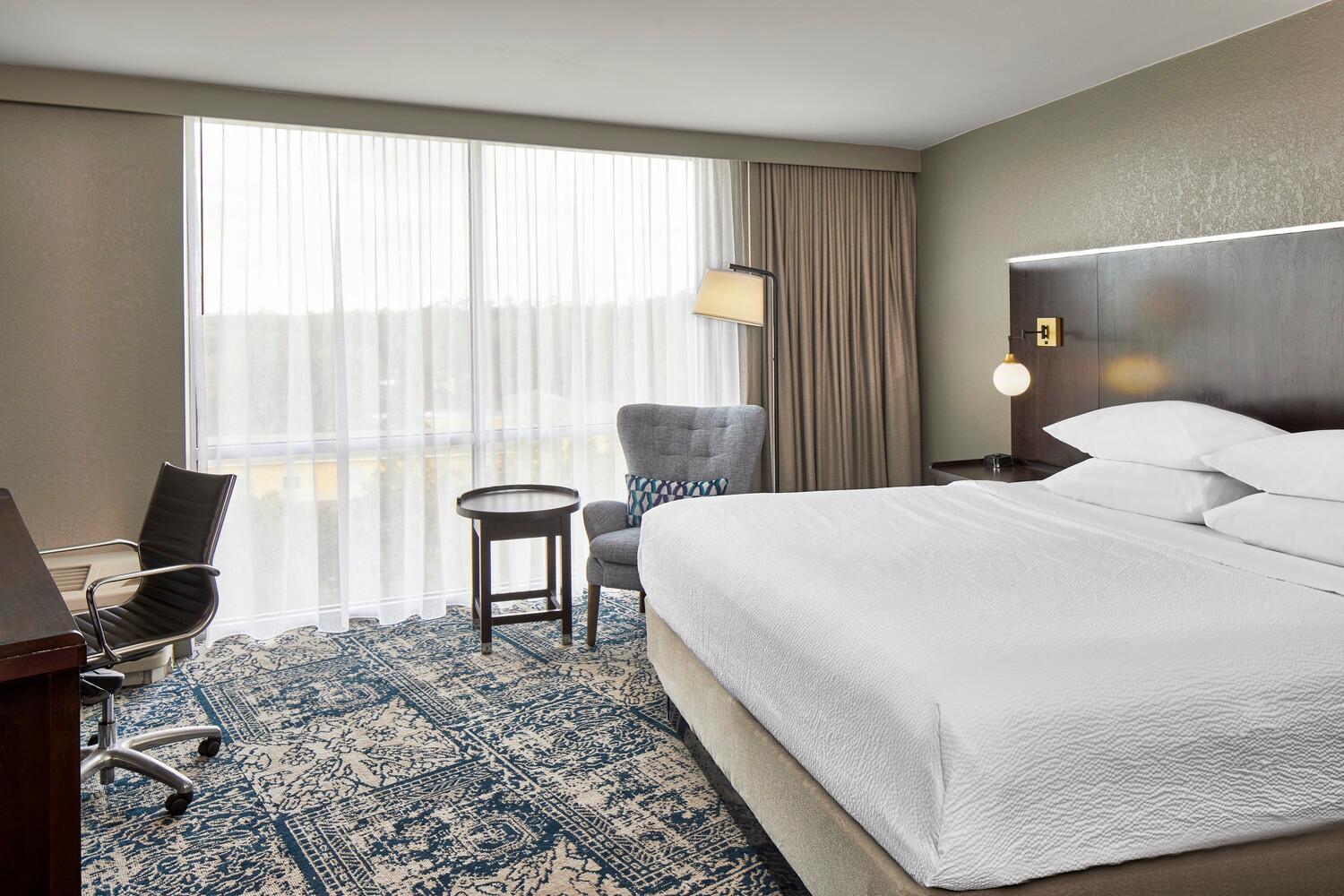 Guest room, 1 King, City view, High floor at Four Points by Sheraton Tallahassee Downtown in Tallahassee
