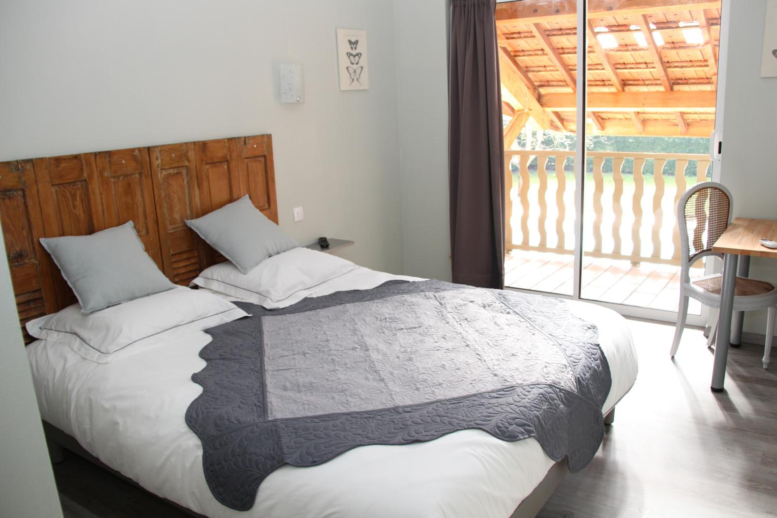 Double Room with Private Bathroom photo 3