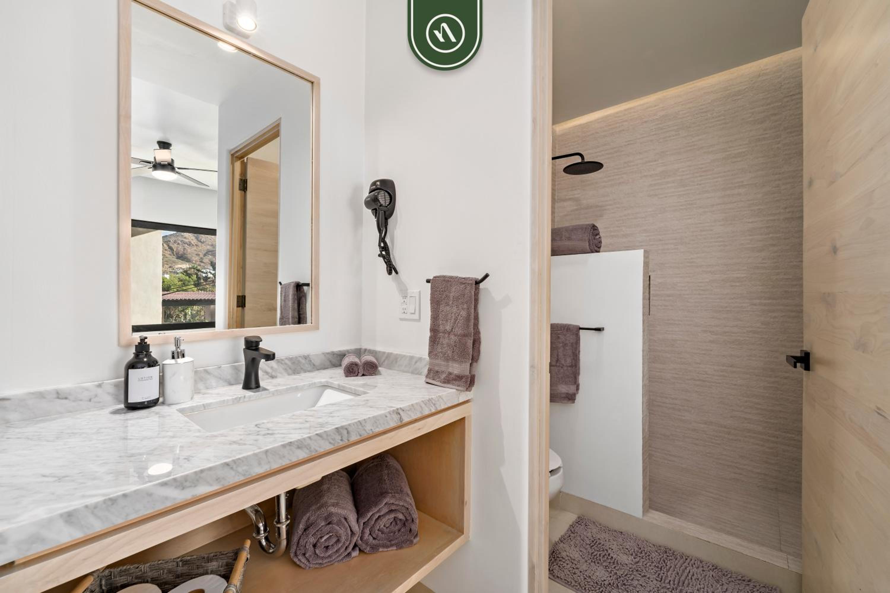 Superior Apartment photo 2