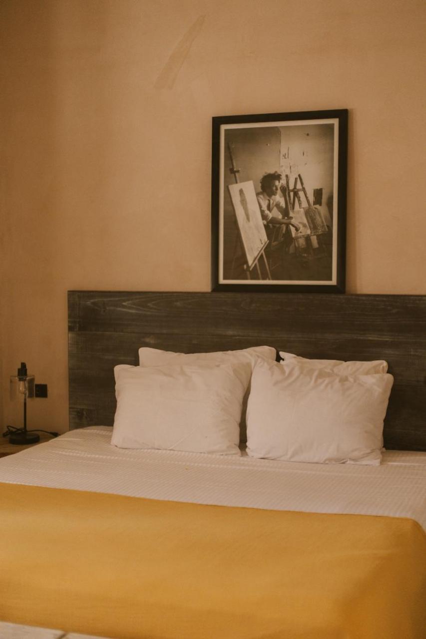 Deluxe King Suite