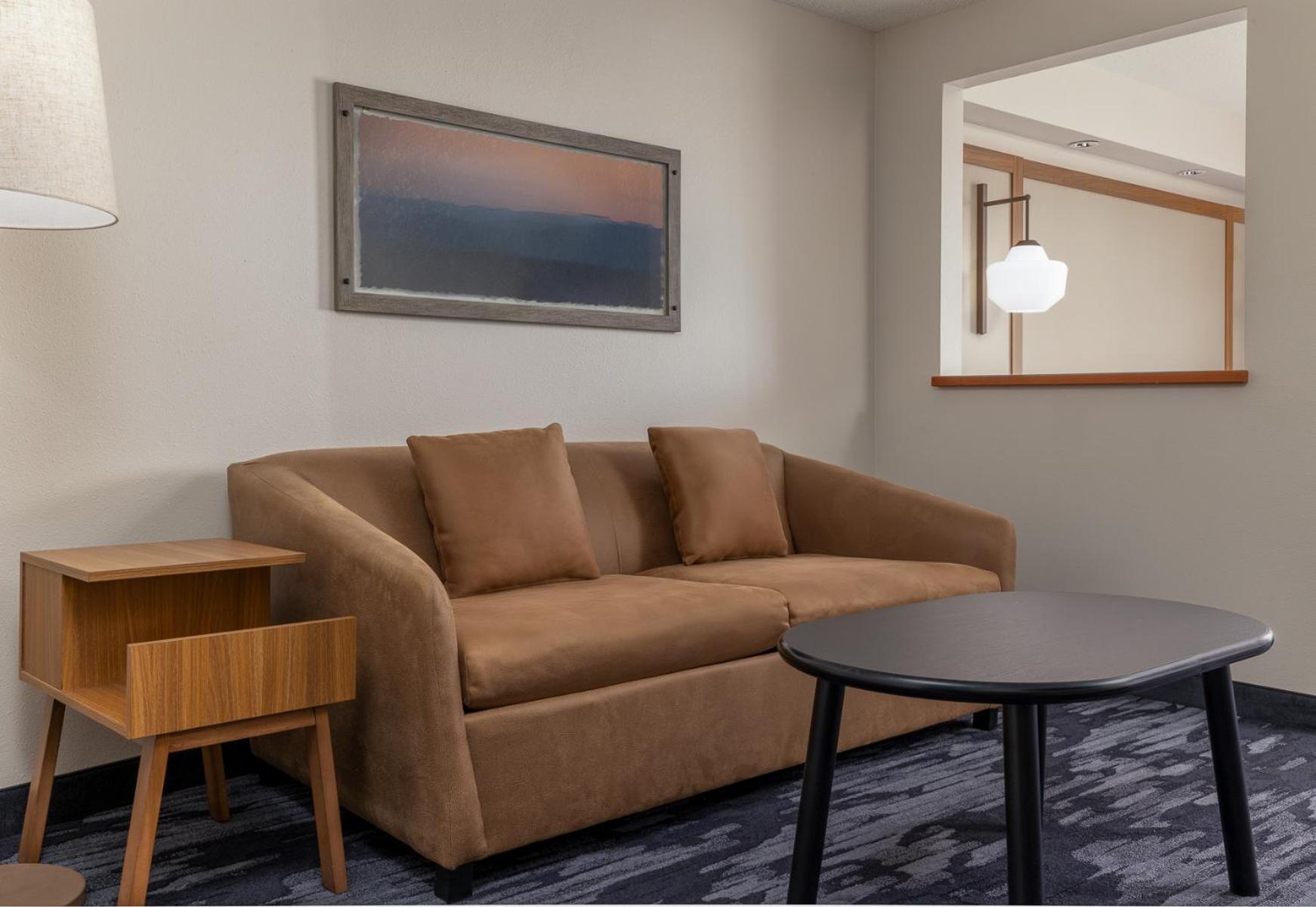 King Suite with Sofa Bed - Hearing Accessible