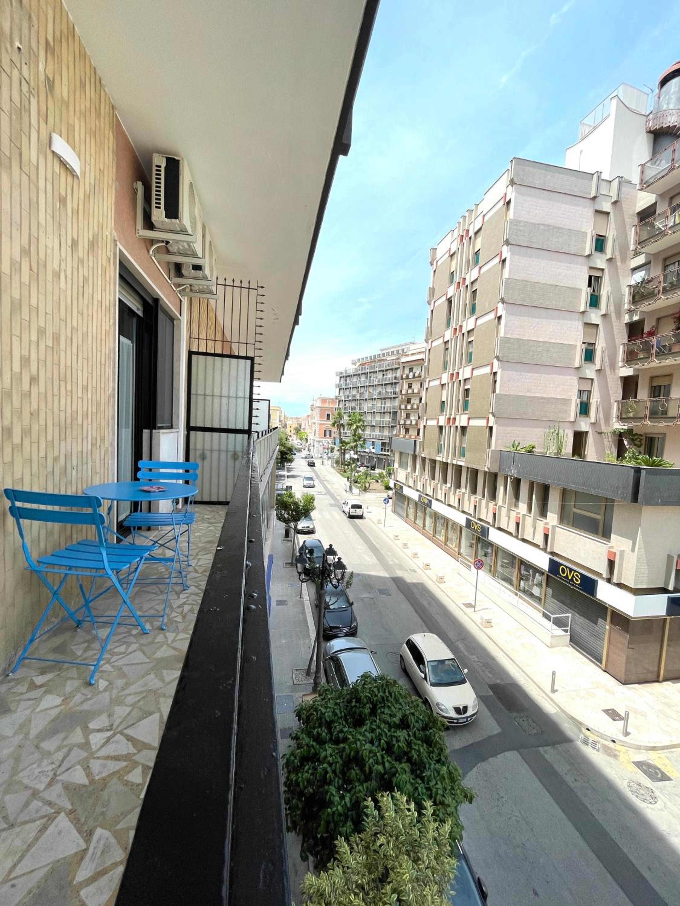 Superior One-Bedroom Apartment with Balcony