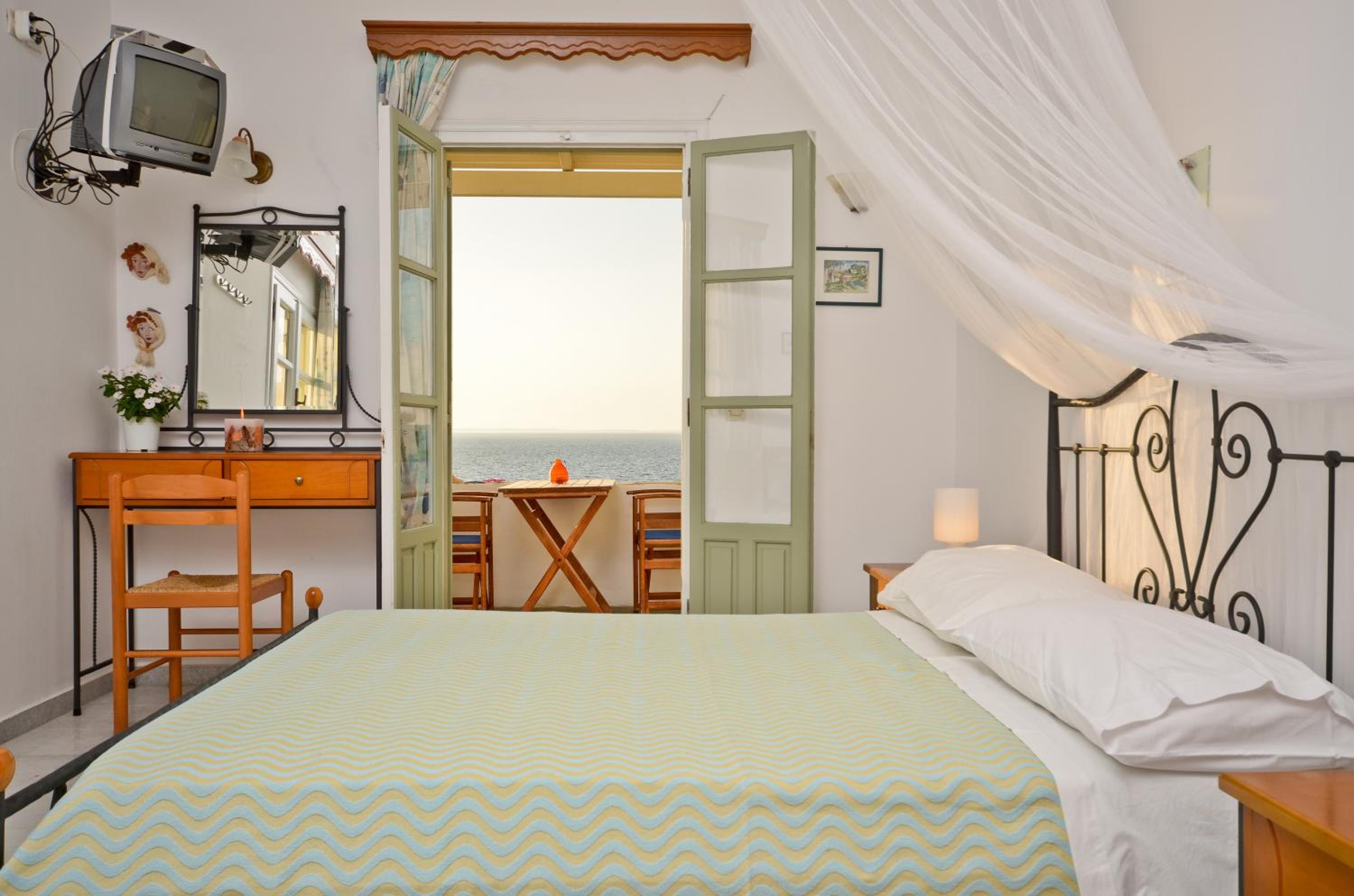 Zefiros 1-Studio Beach Front