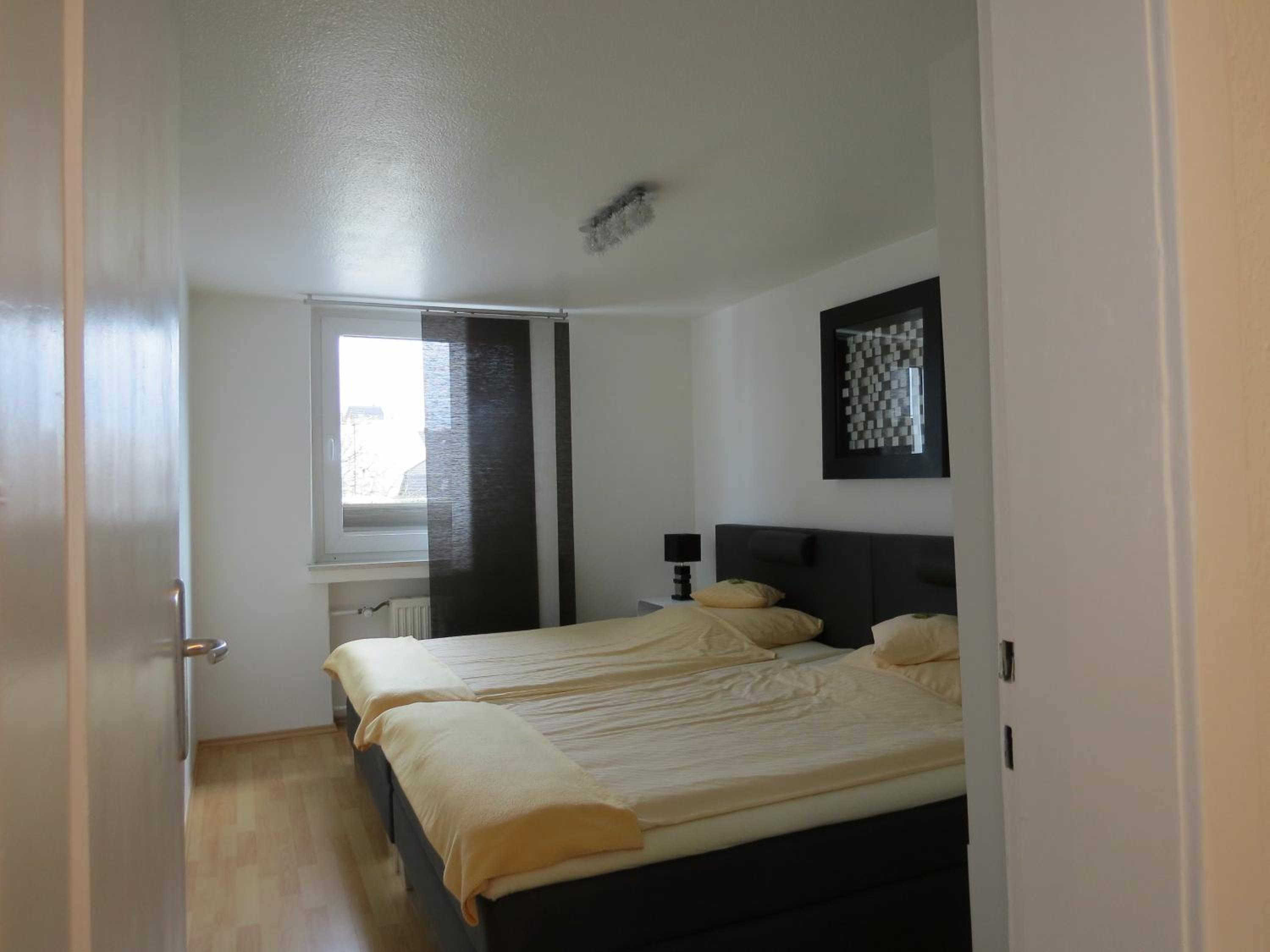 One-Bedroom Apartment with Balcony
