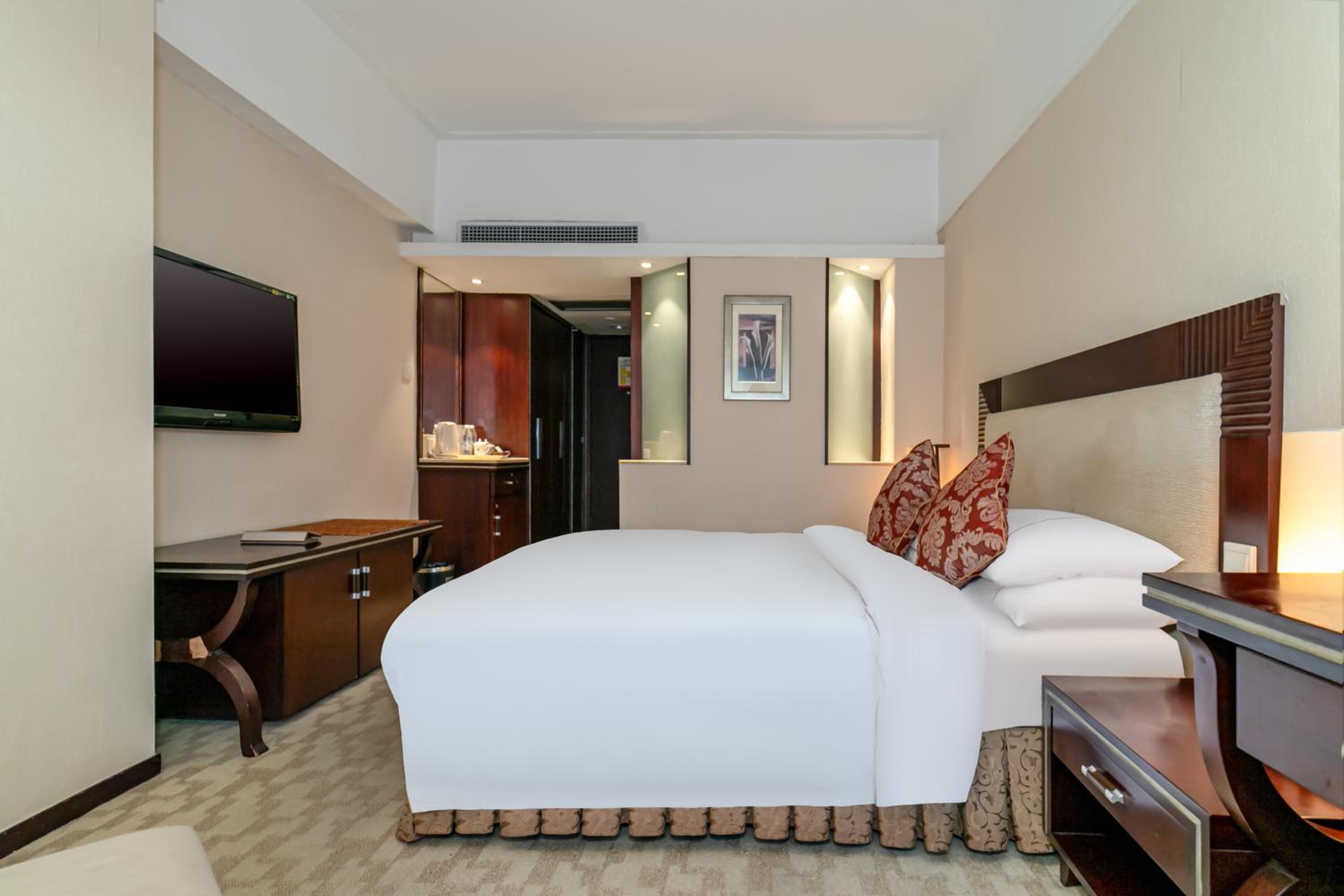 Yue Standard Double Bed Room - Photo 1