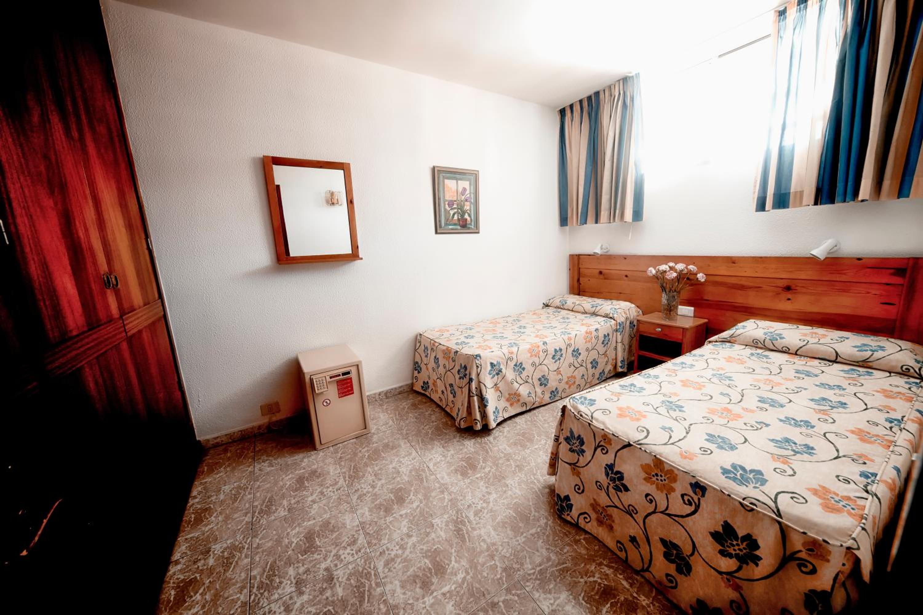 Apartamento de un dormitorio adecuado para el trabajo