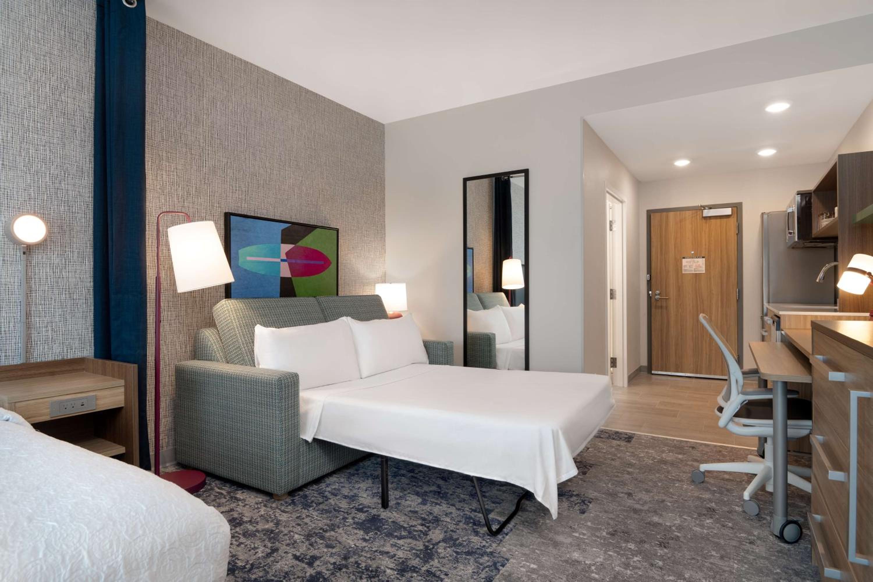 King Studio Suite