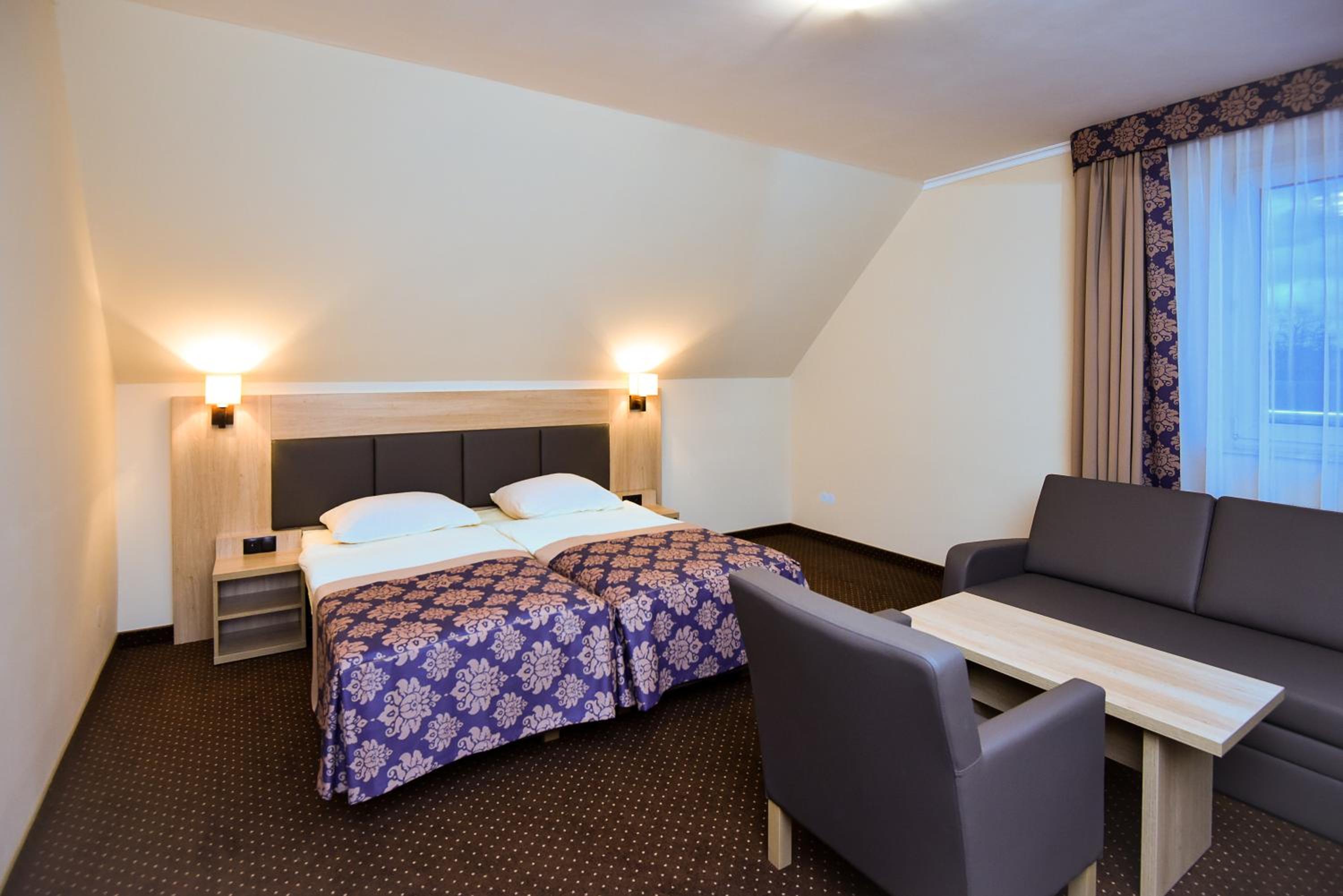 Double Room - Photo 1