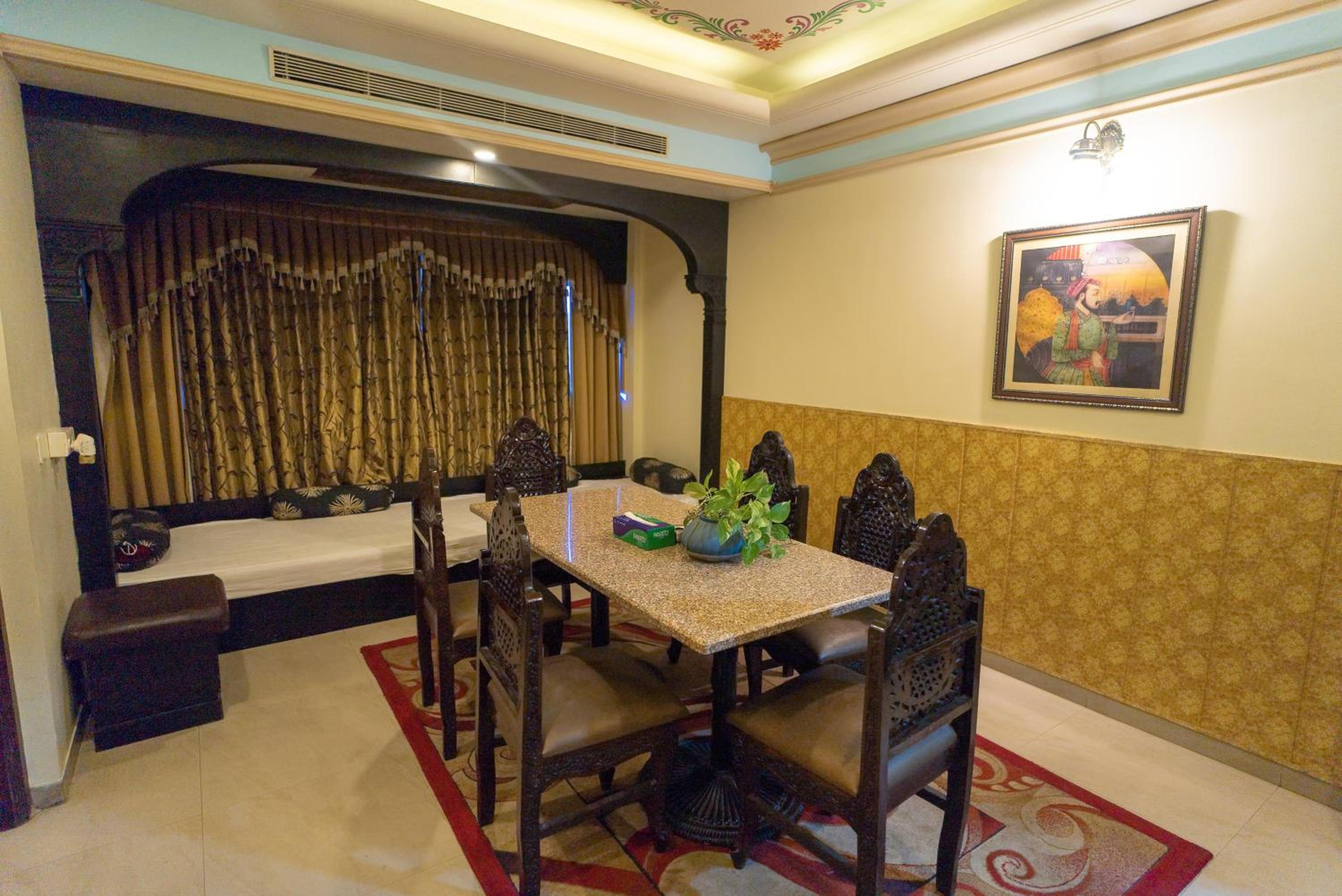 Queen Room