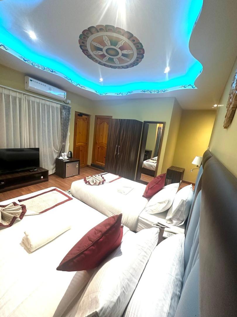 Twin Room with Balcony
