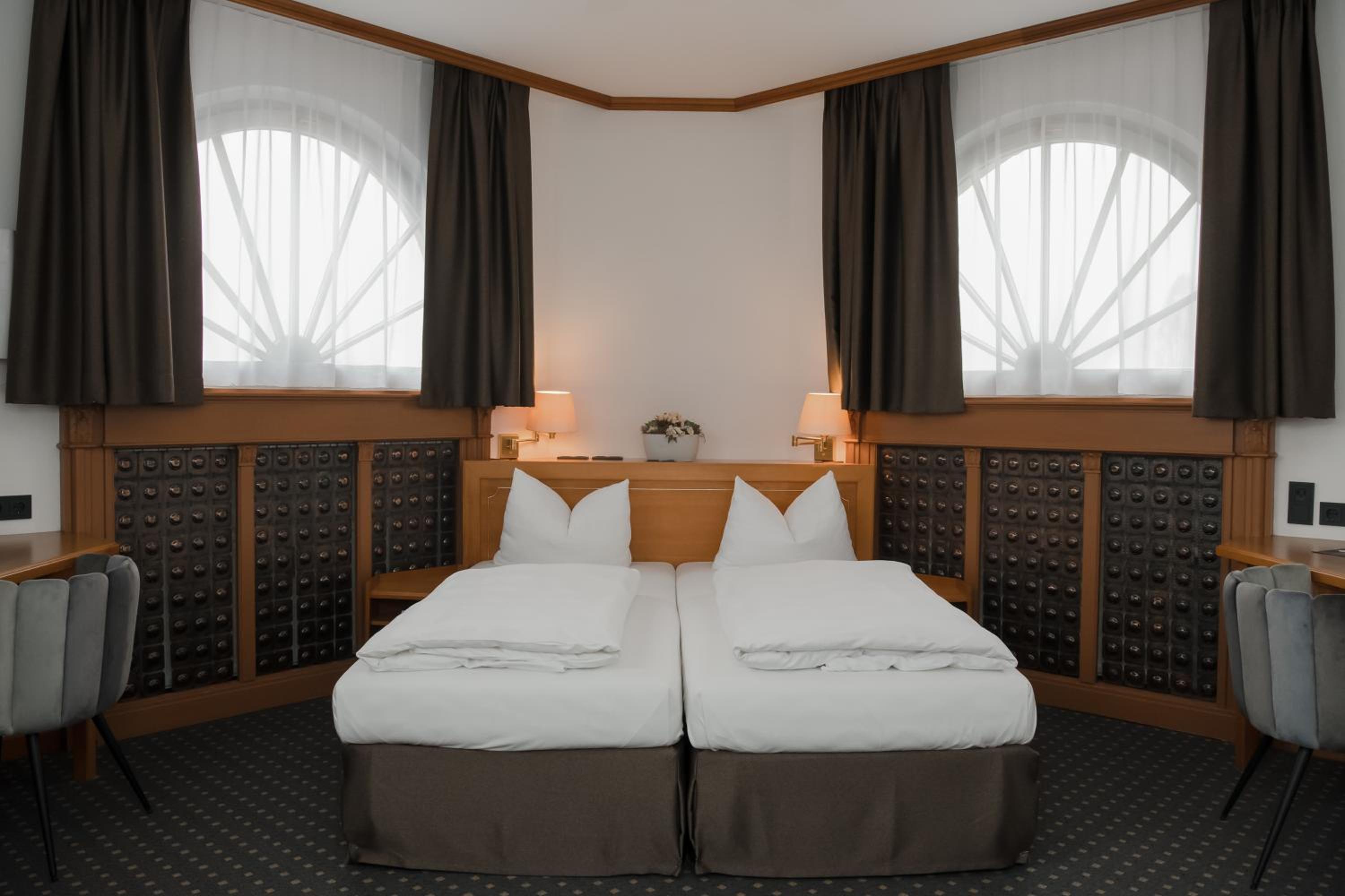 Deluxe Double Room with Bath