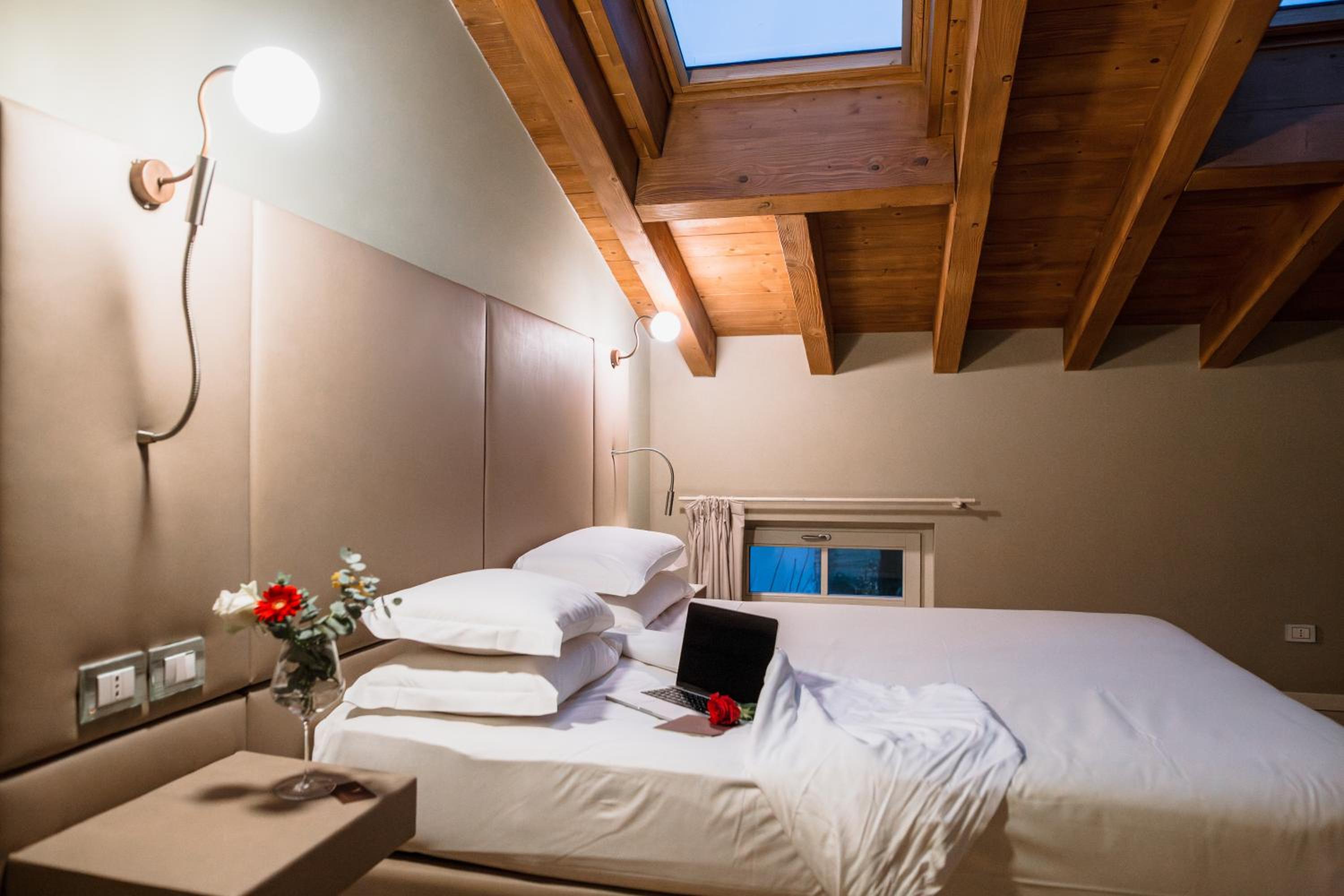 Superior Double Room - Photo 13