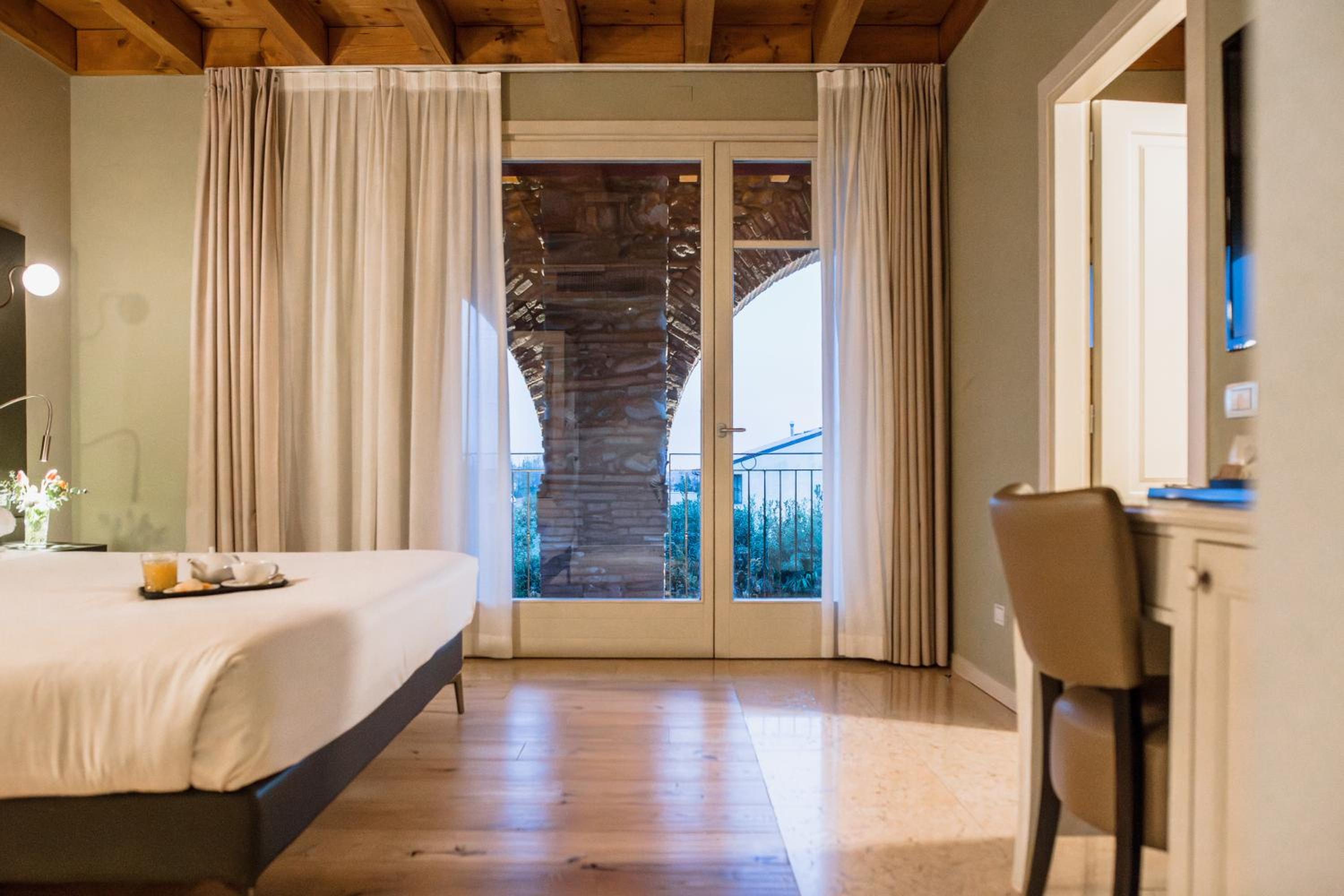 Superior Double Room - Photo 6