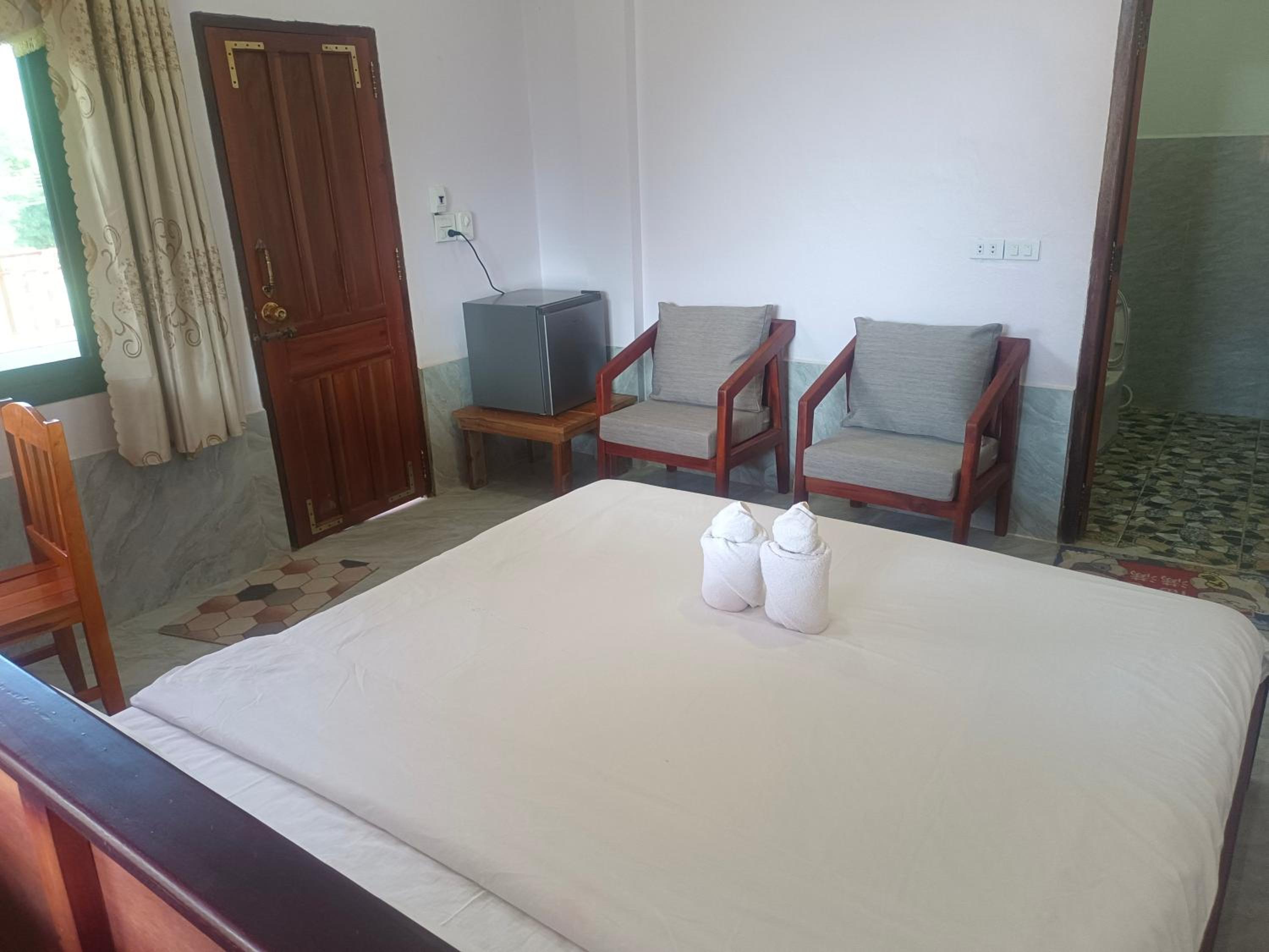 Queen Room
