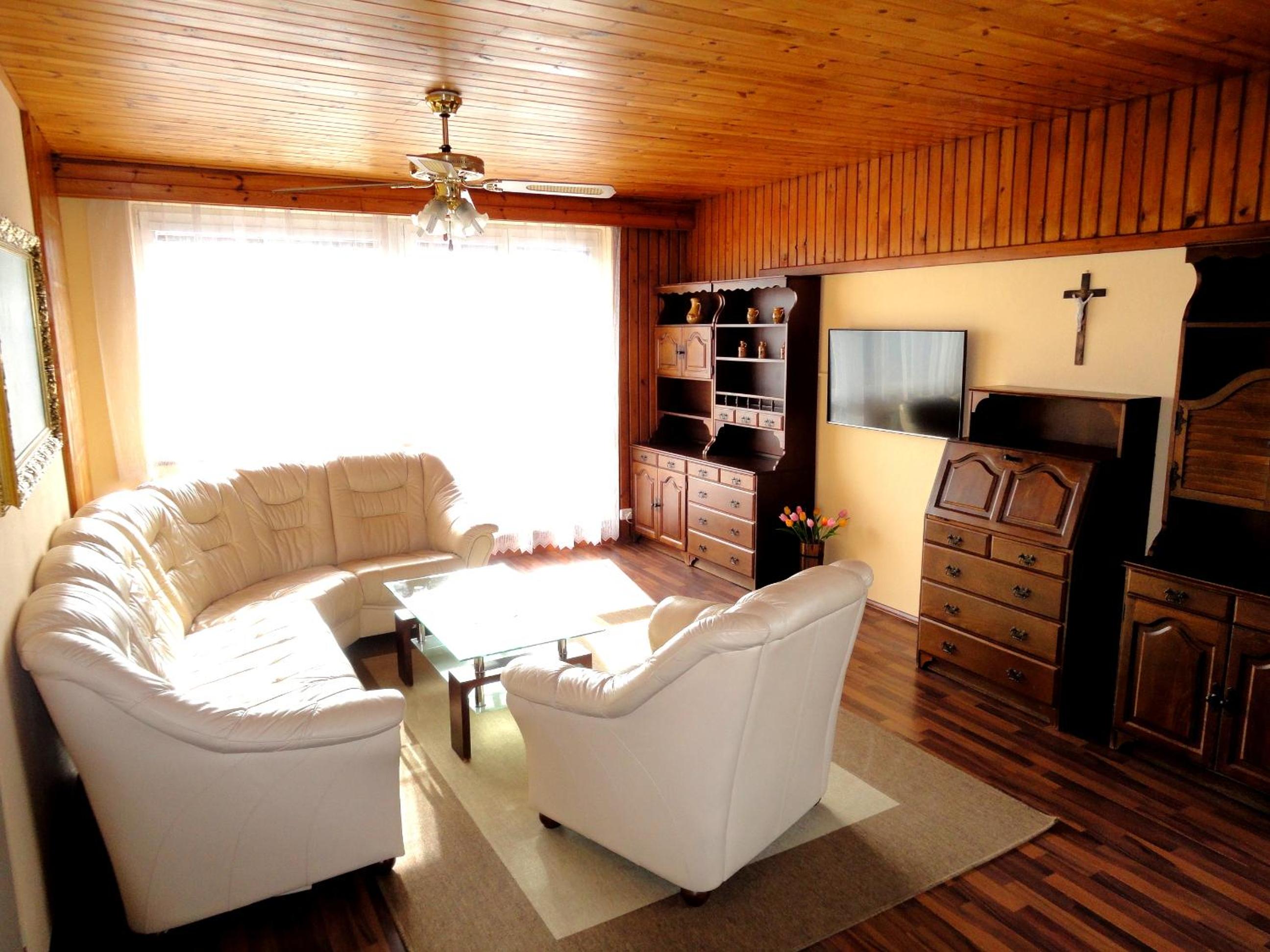 Four-Bedroom House photo 1