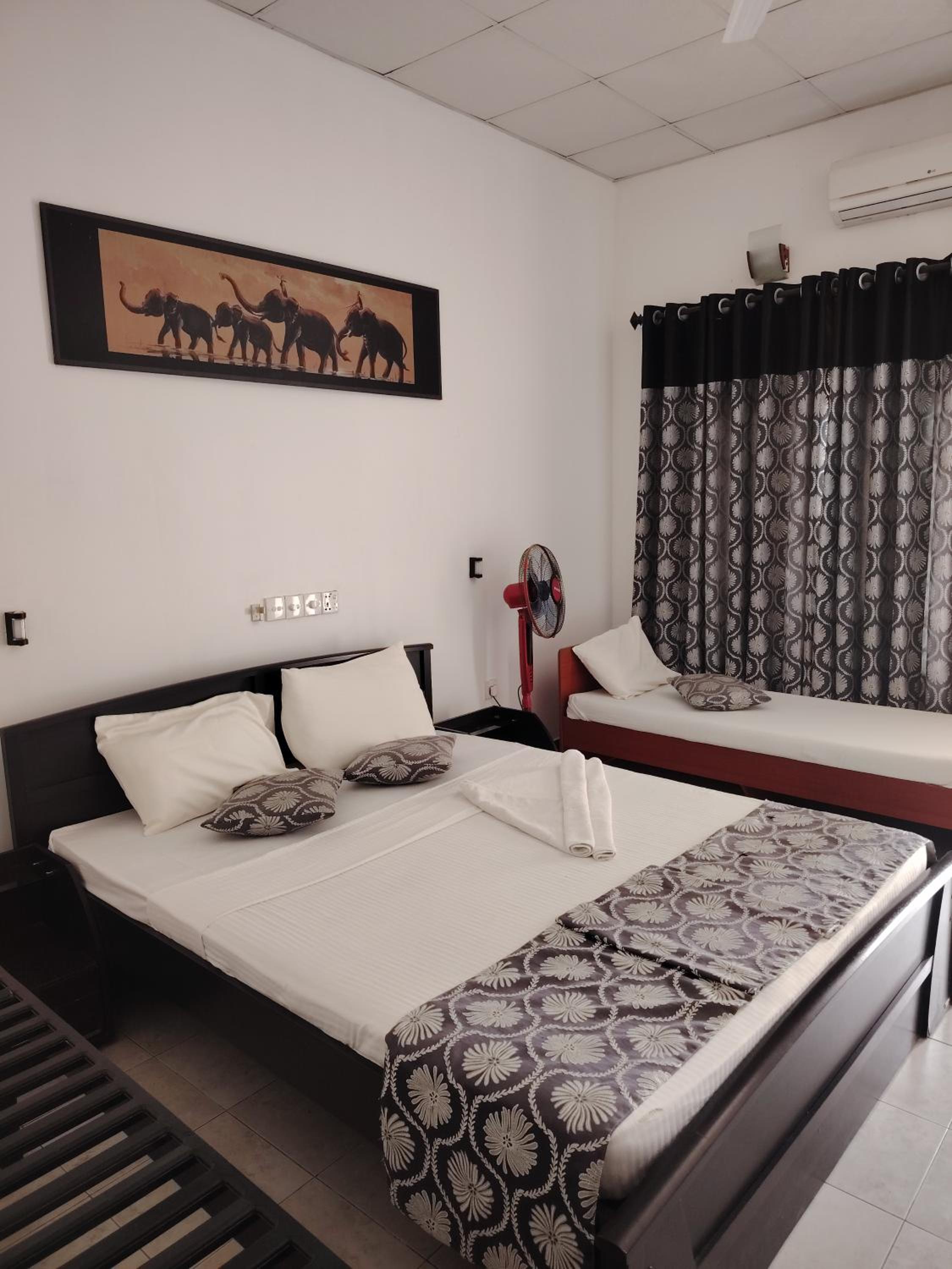 Deluxe Triple Room with Sea View photo 2