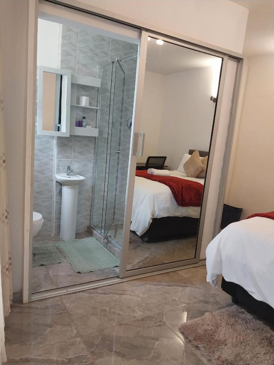 Deluxe Double Room photo 3