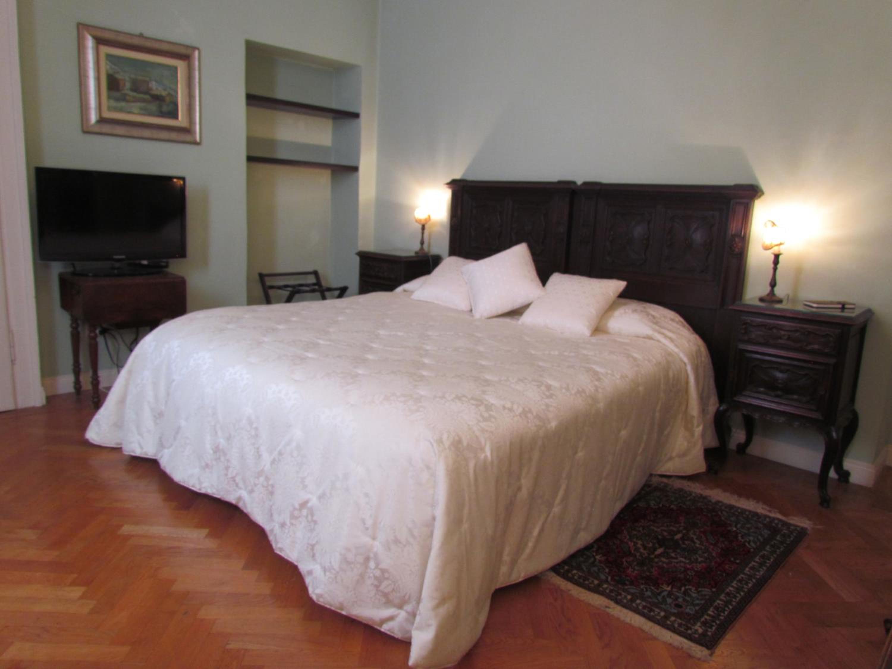 Double Room with Private Bathroom photo 1